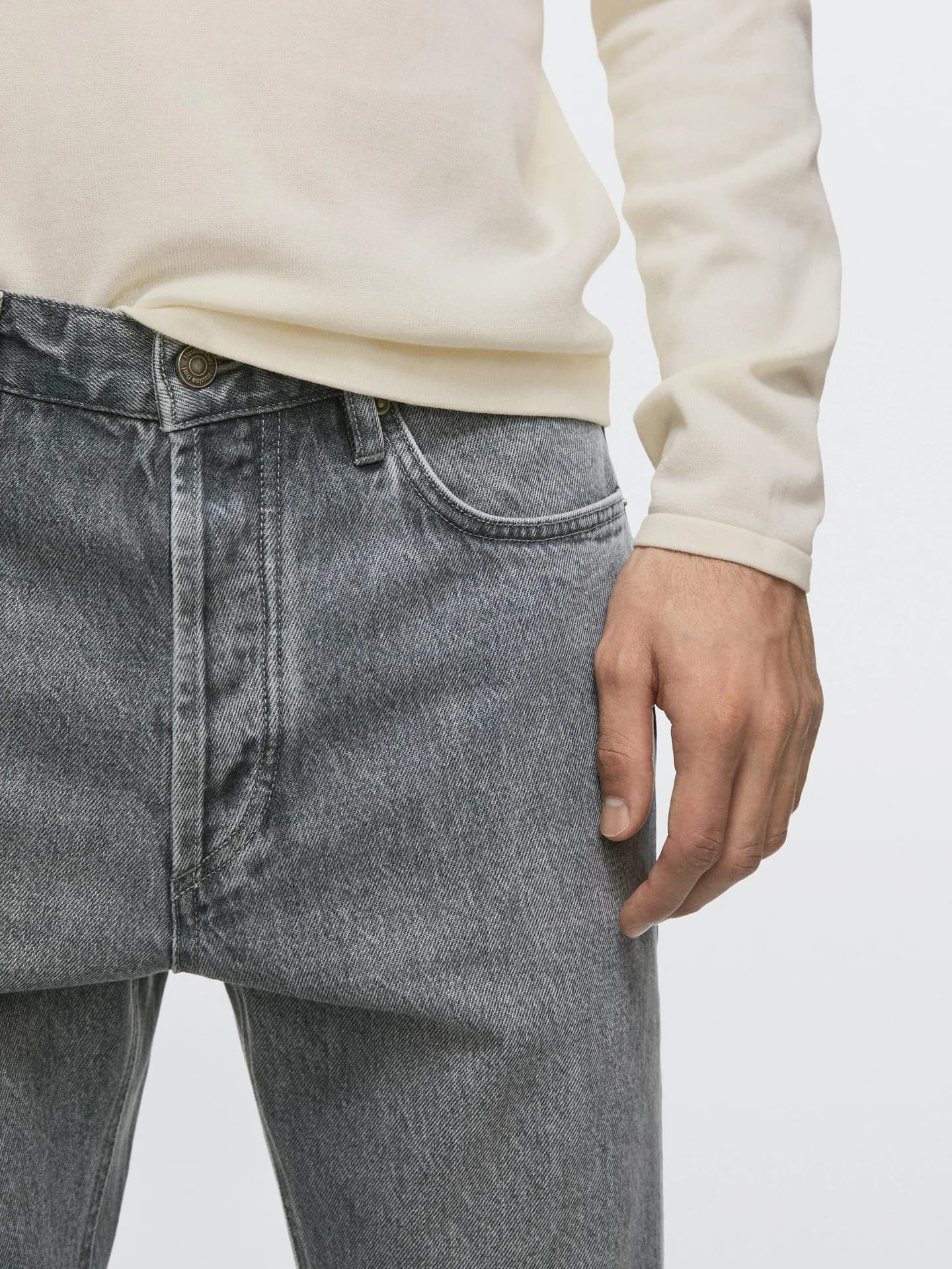 Джинсы прямого кроя - фото 8