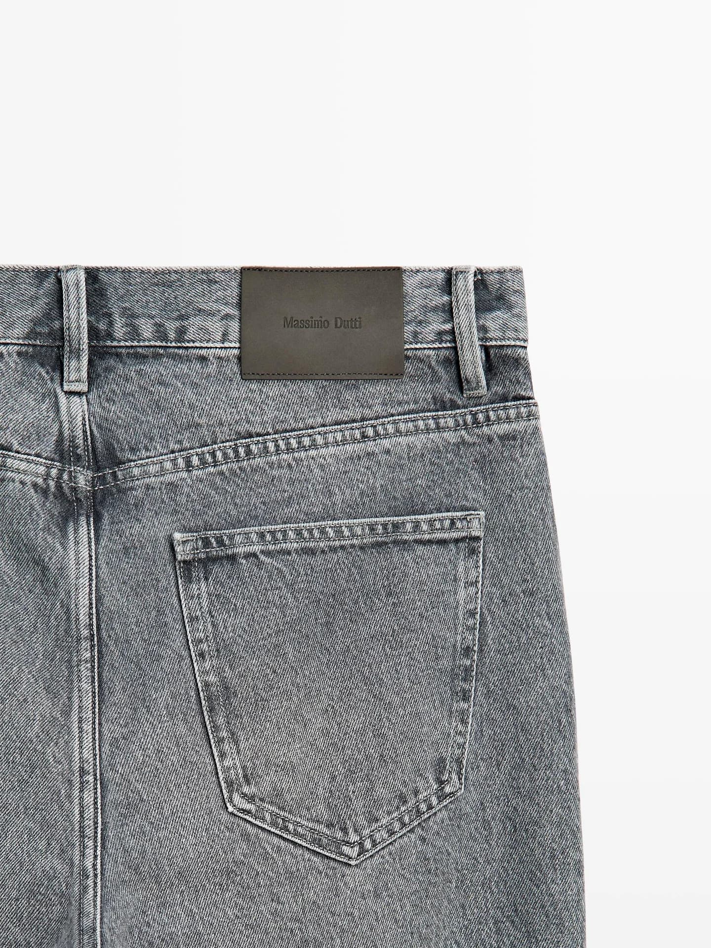 Джинсы прямого кроя - фото 9