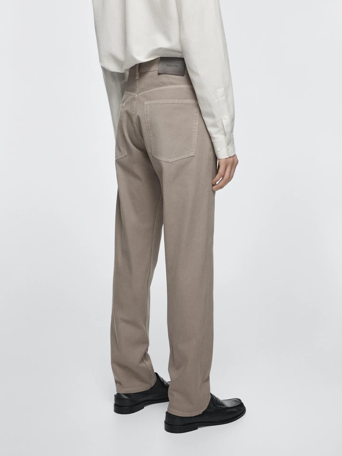 Джинсы расслабленного кроя - фото 10