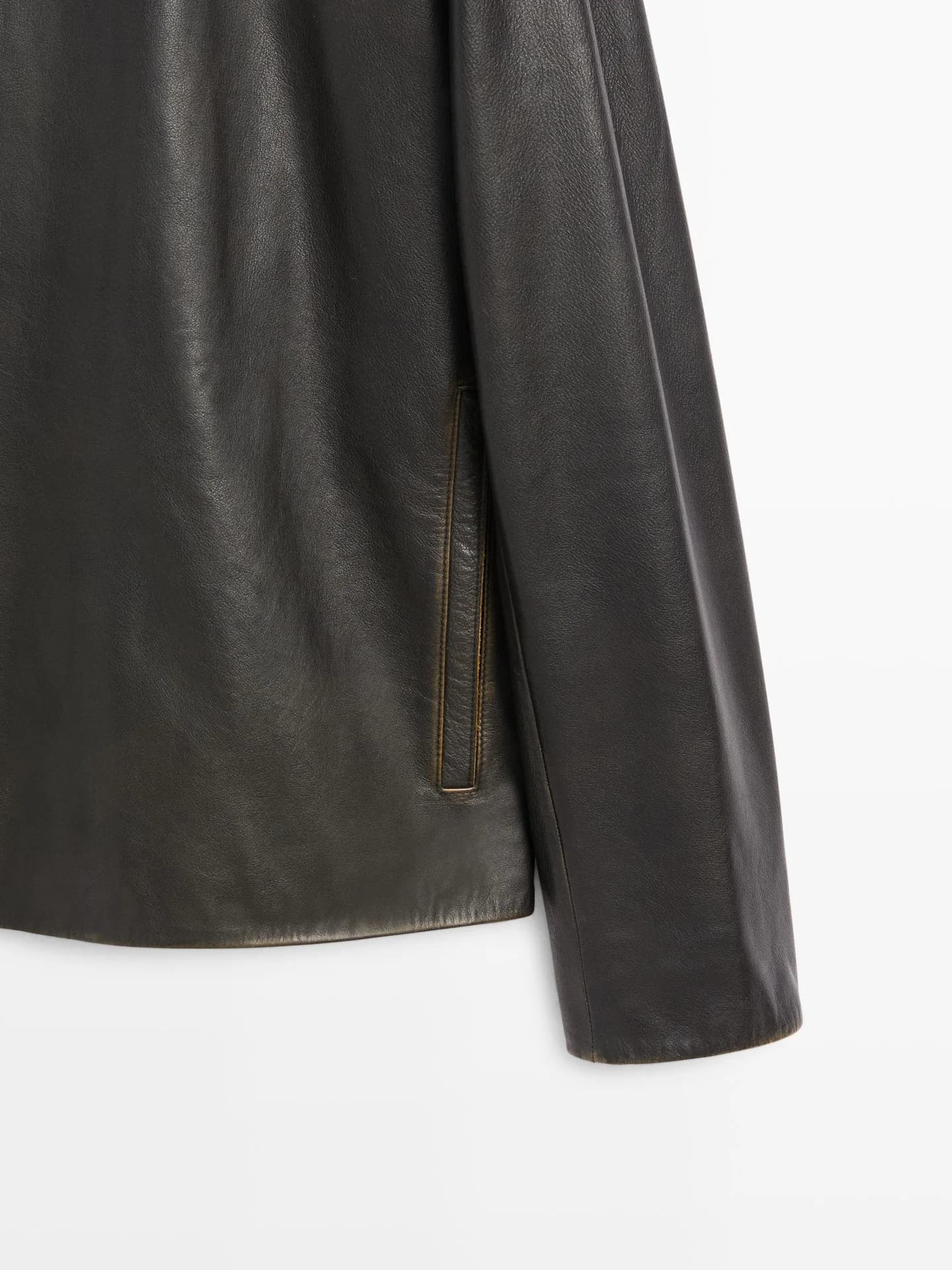 Кожаная куртка с эффектом потертости - фото 7