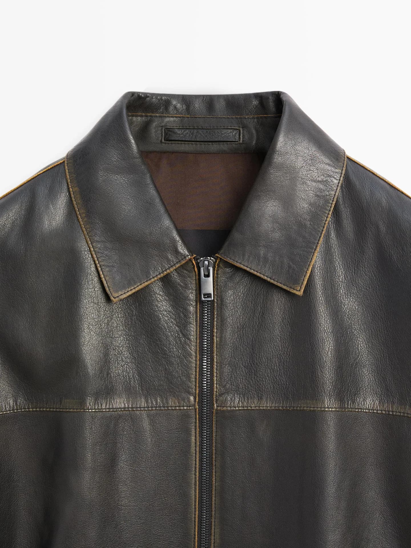 Кожаная куртка с эффектом потертости - фото 9