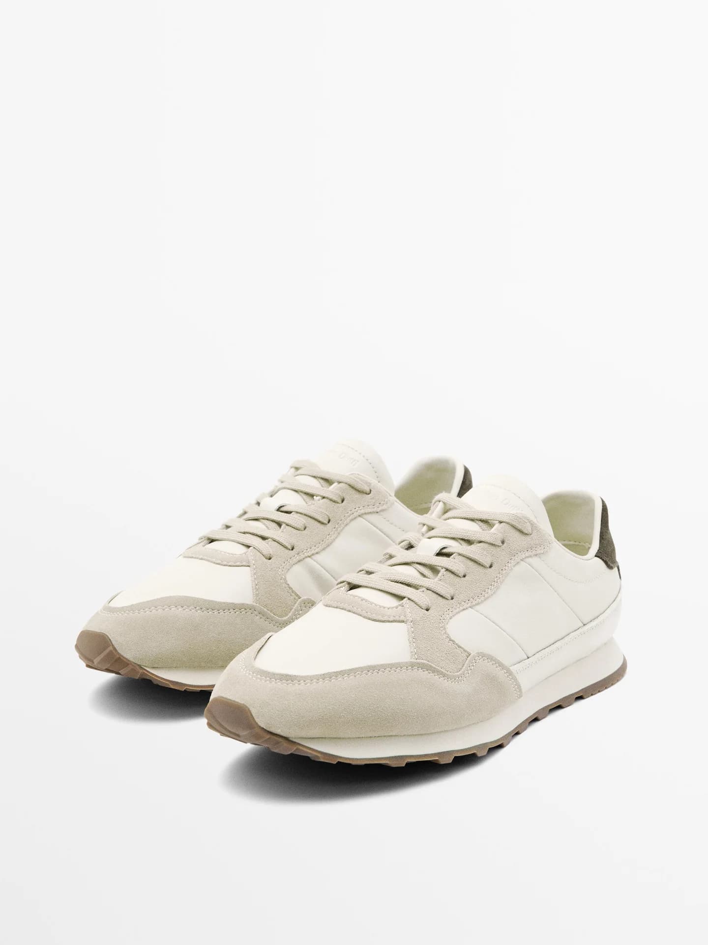 Спортивная обувь с контрастным задником. - фото 8