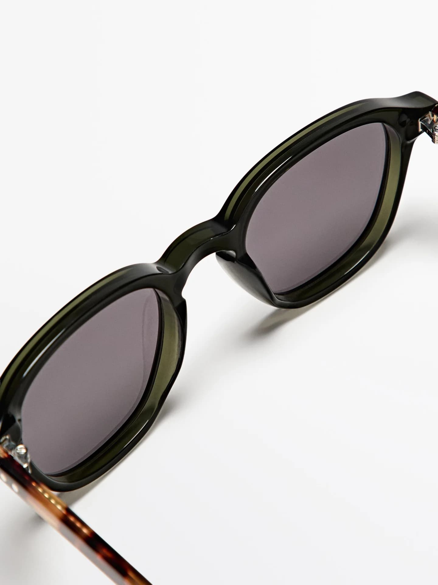 Круглые солнцезащитные очки - фото 15