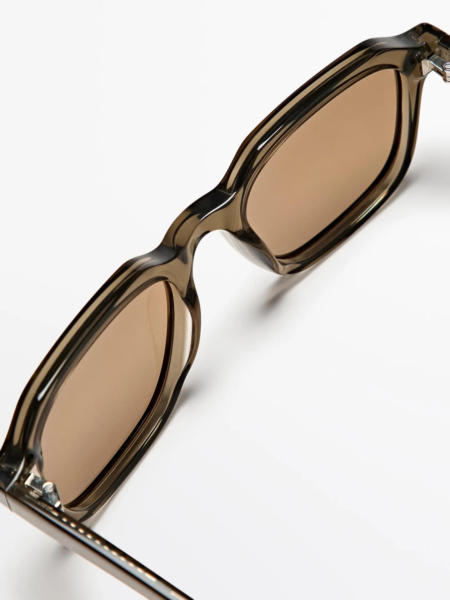 Квадратные солнцезащитные очки - фото 7