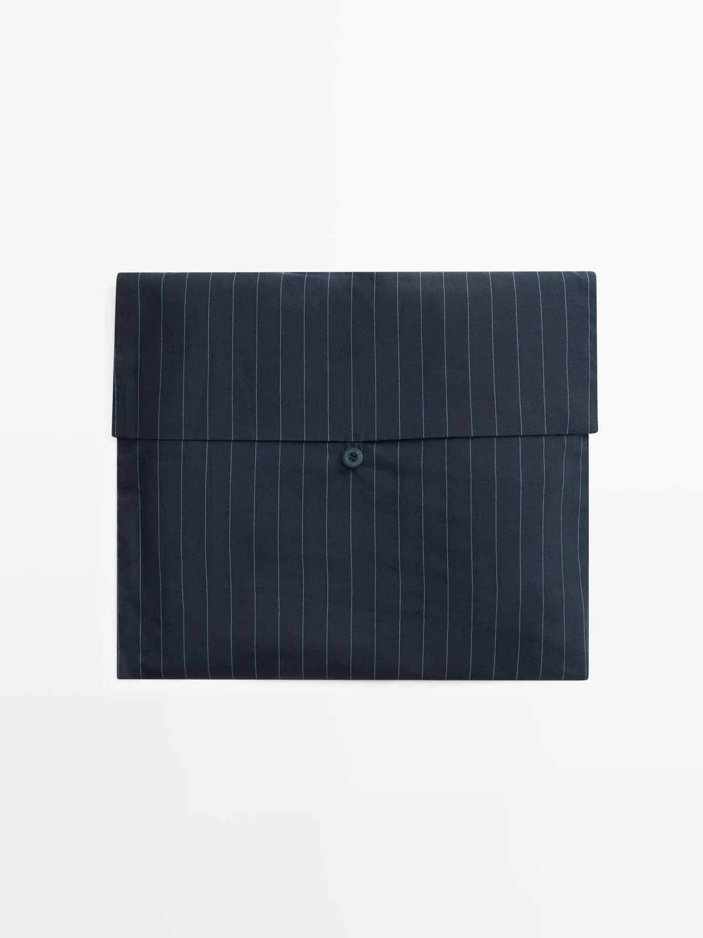 Пижамный топ с короткими рукавами и полосатые брюки. - фото 9