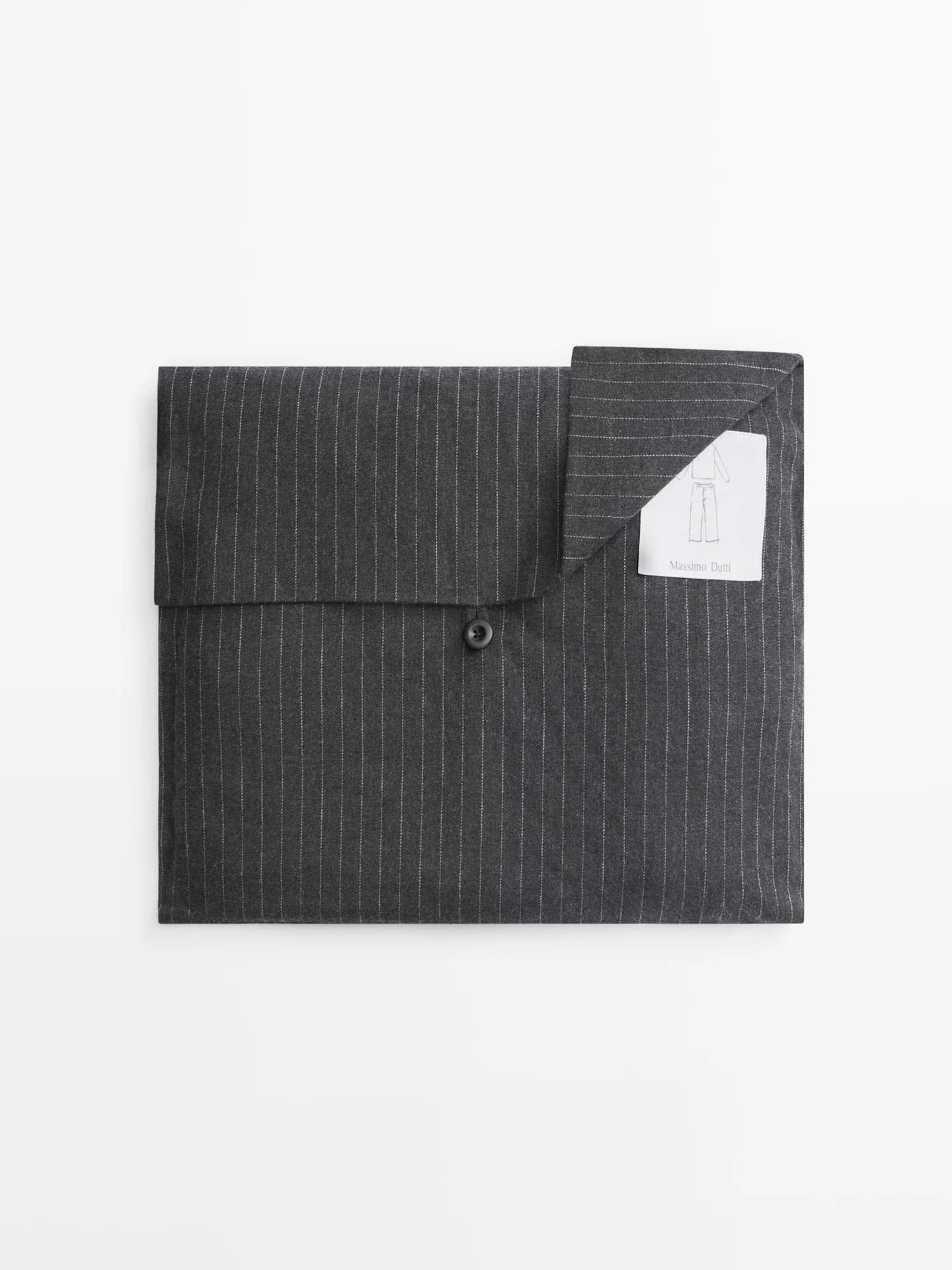 Пижама в полоску из 100% хлопка и футболка с длинными рукавами. - фото 8