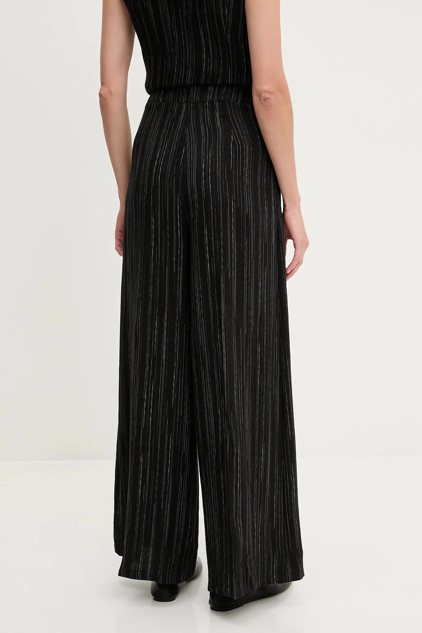 Брюки из смесового льна - фото 3