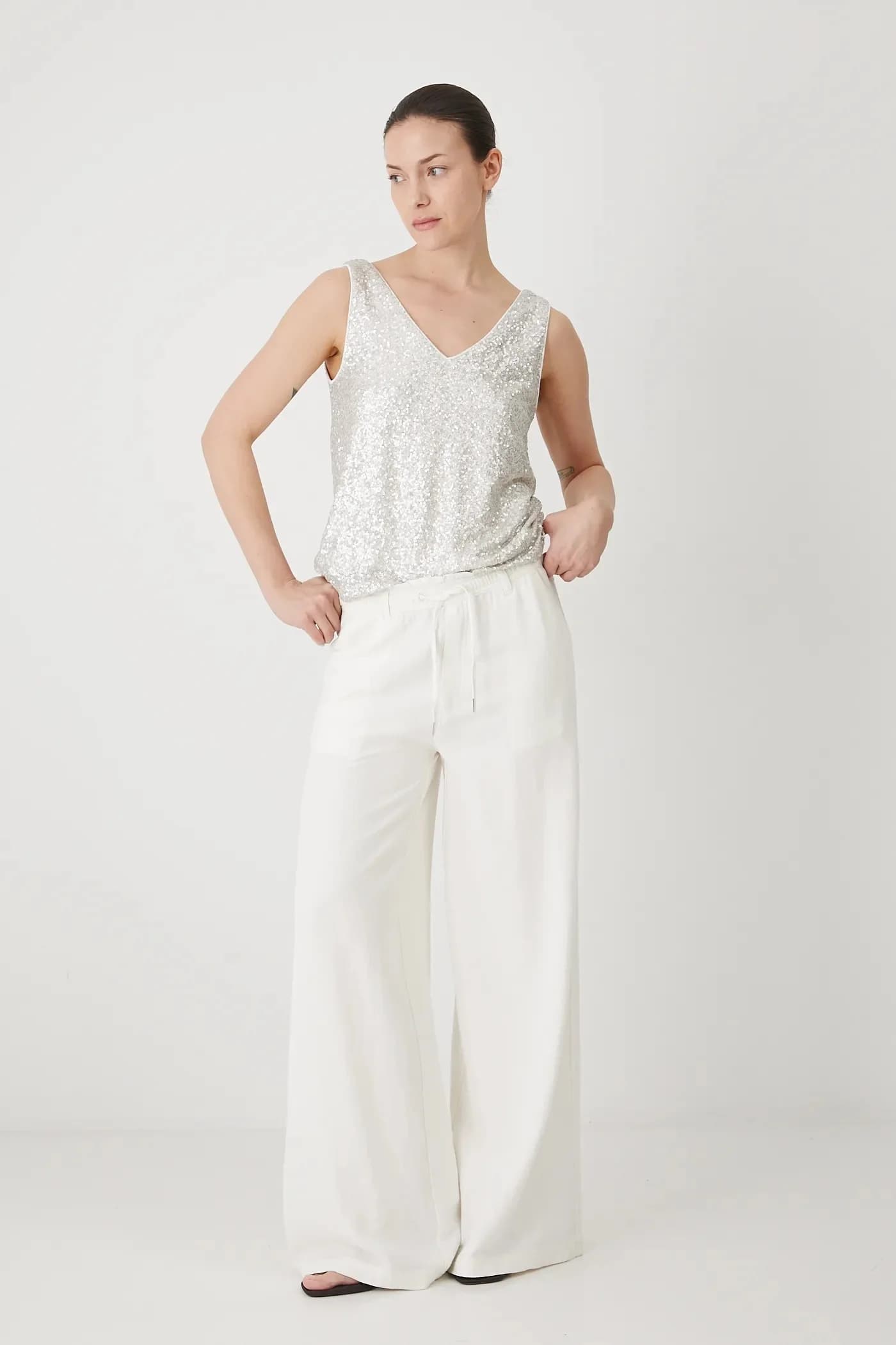 Брюки из смесового льна