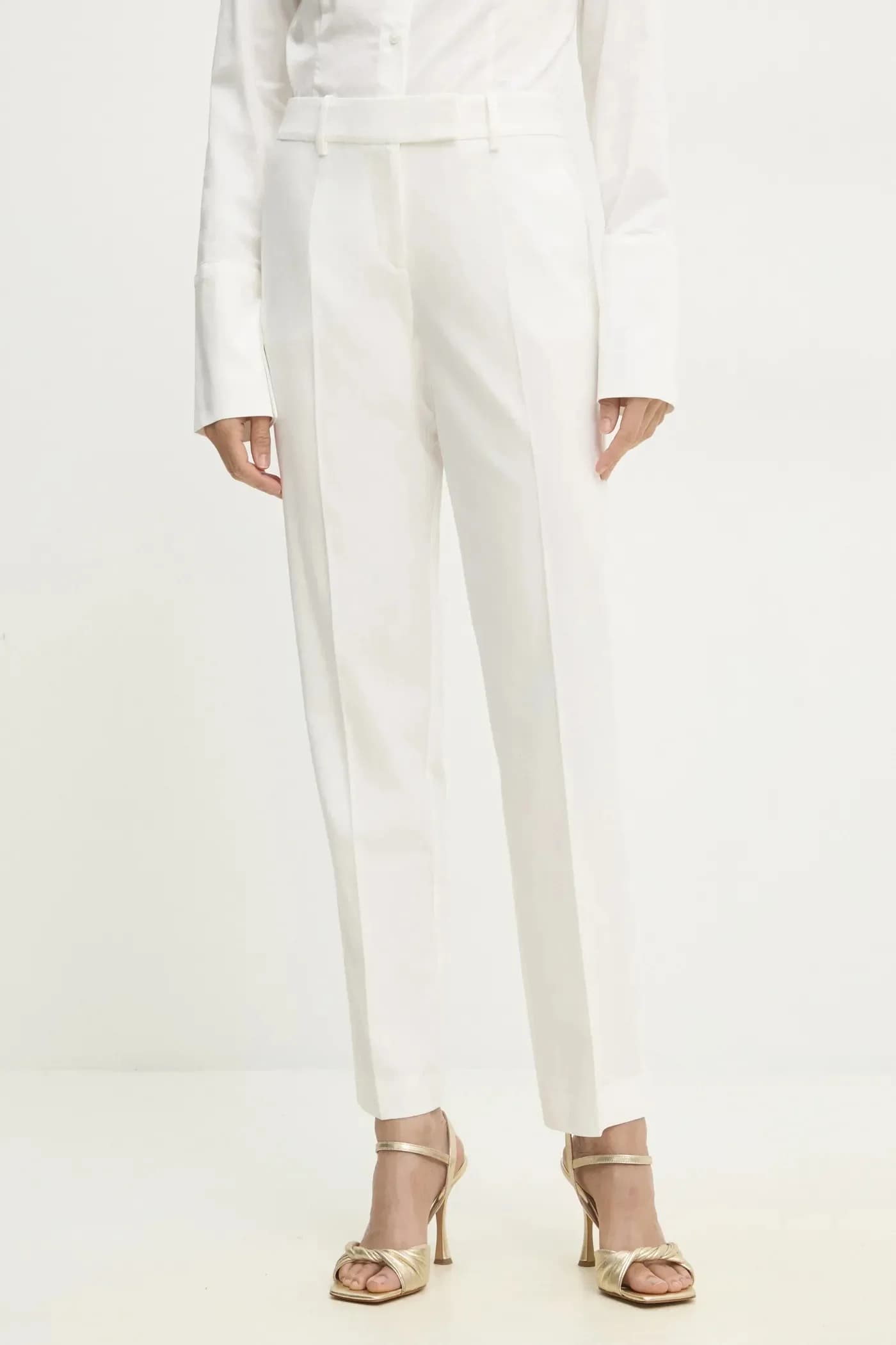 Костюмные брюки прямого кроя