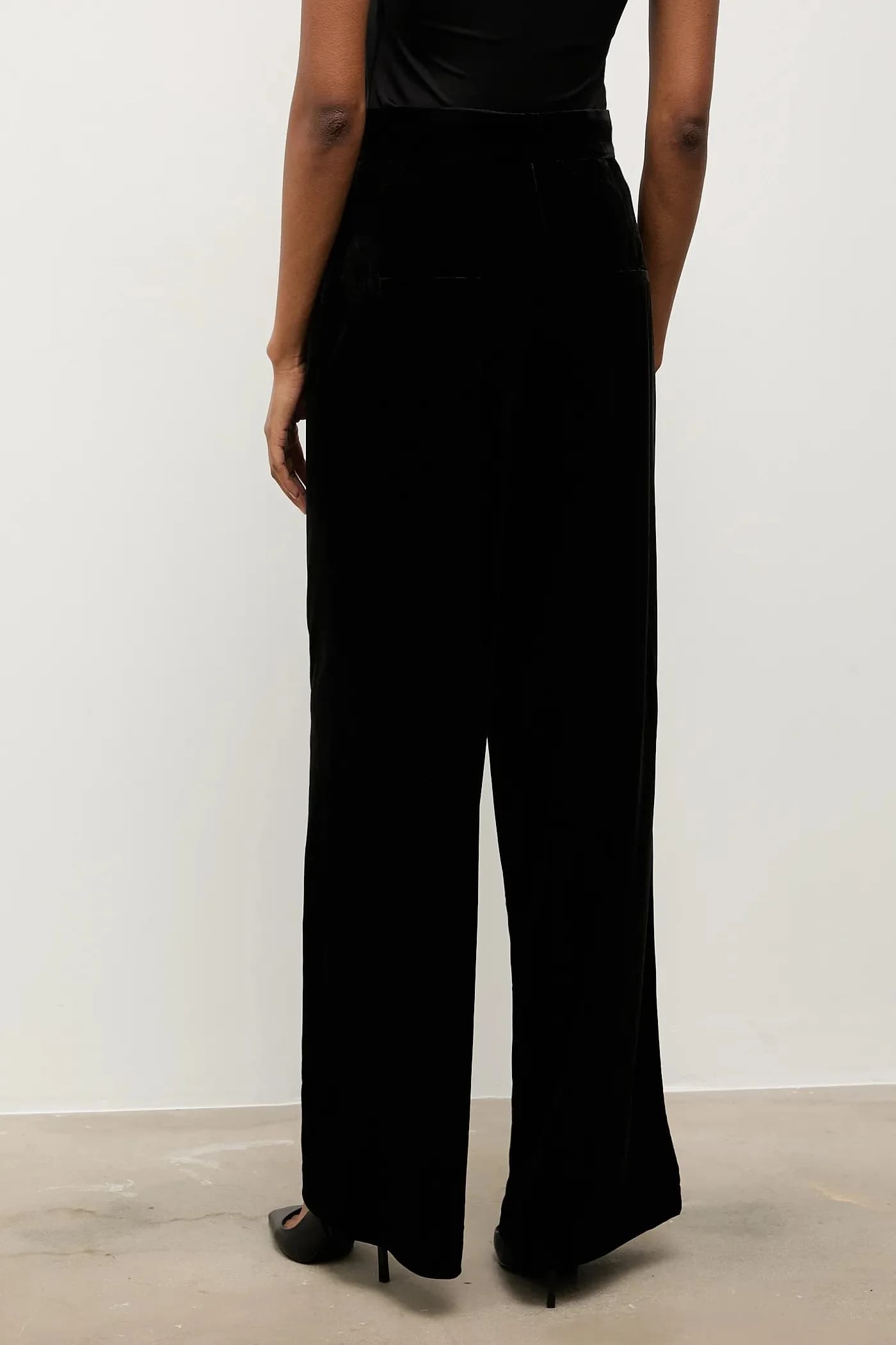 Велюровые брюки - фото 3