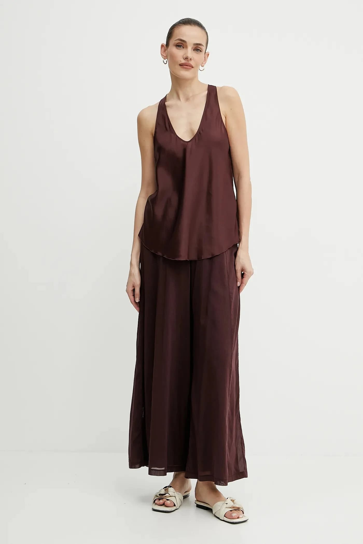 Брюки с оттенком шелка - фото 2