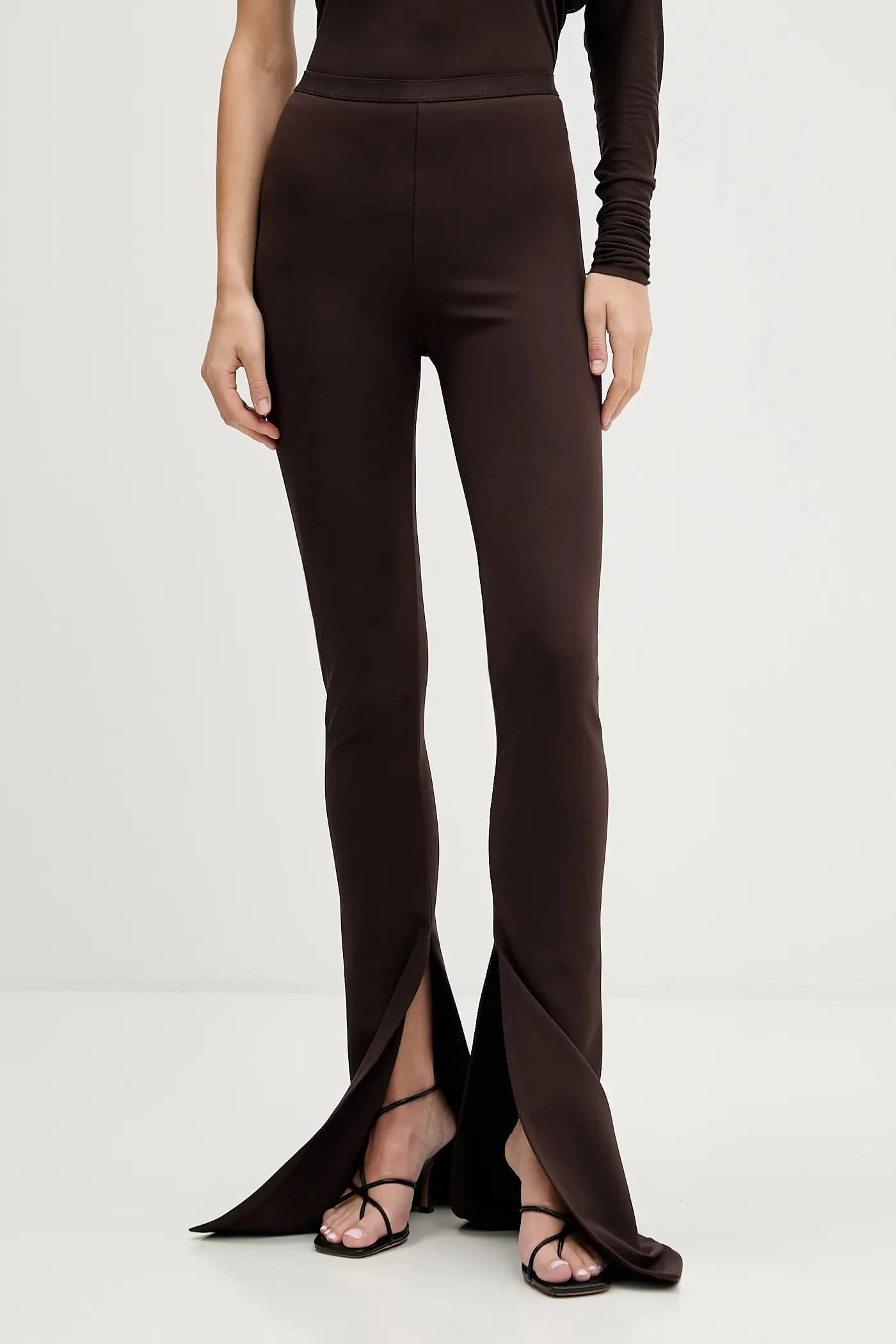 брюки Кармен