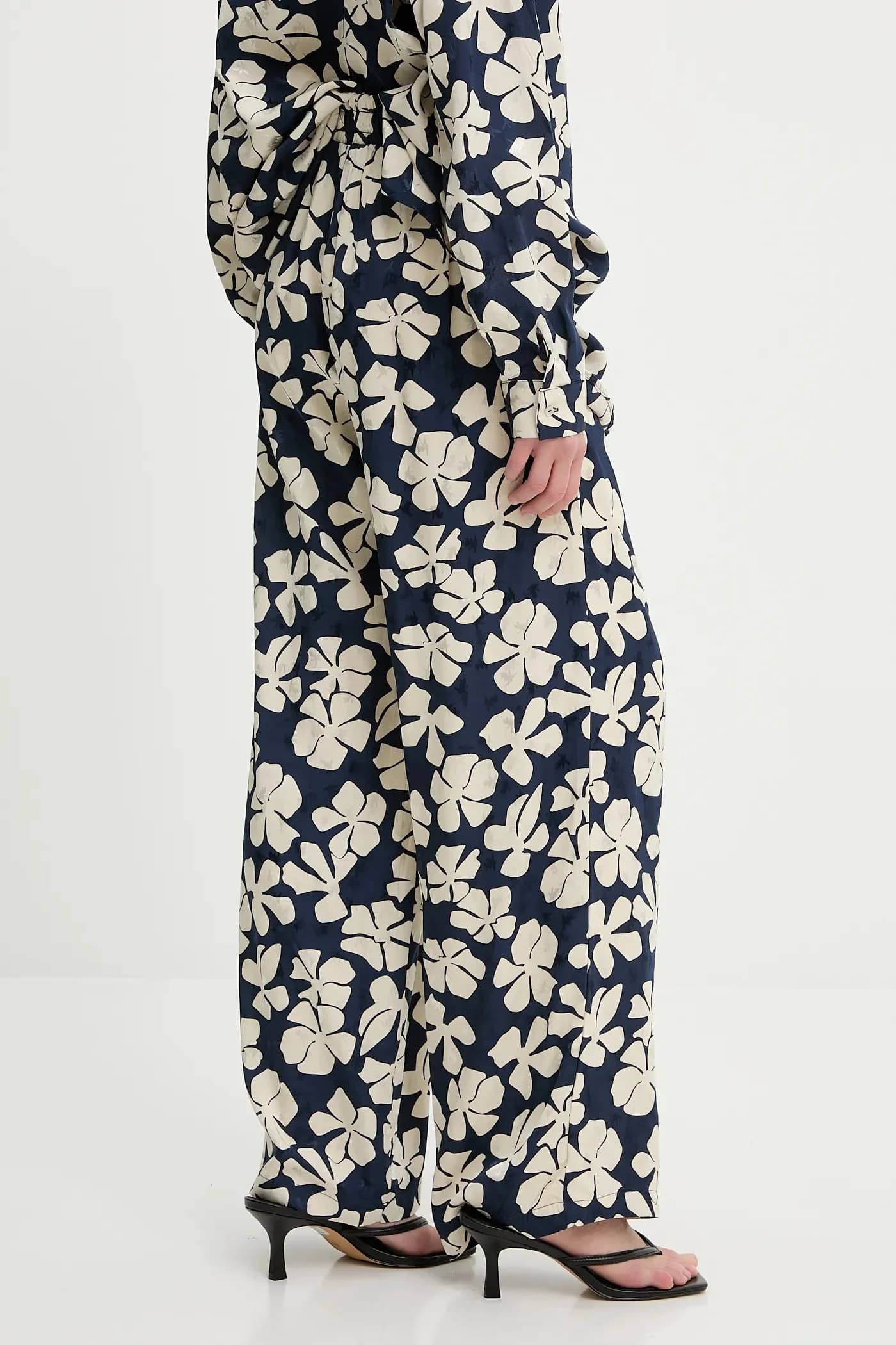 Брюки - фото 3