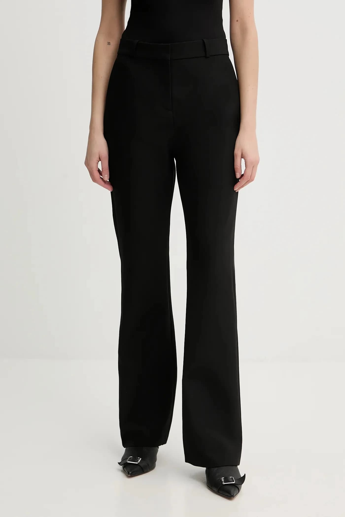 Брюки-бойфренды