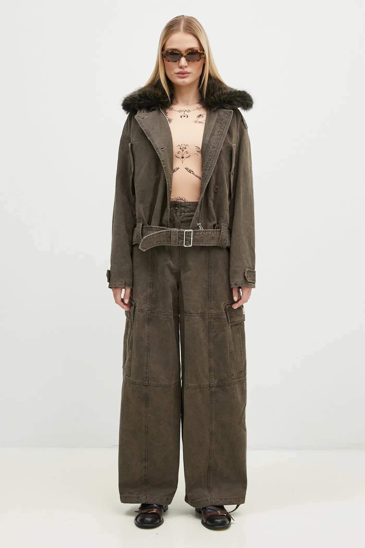 Брюки-карго из окрашенной парусины - фото 5