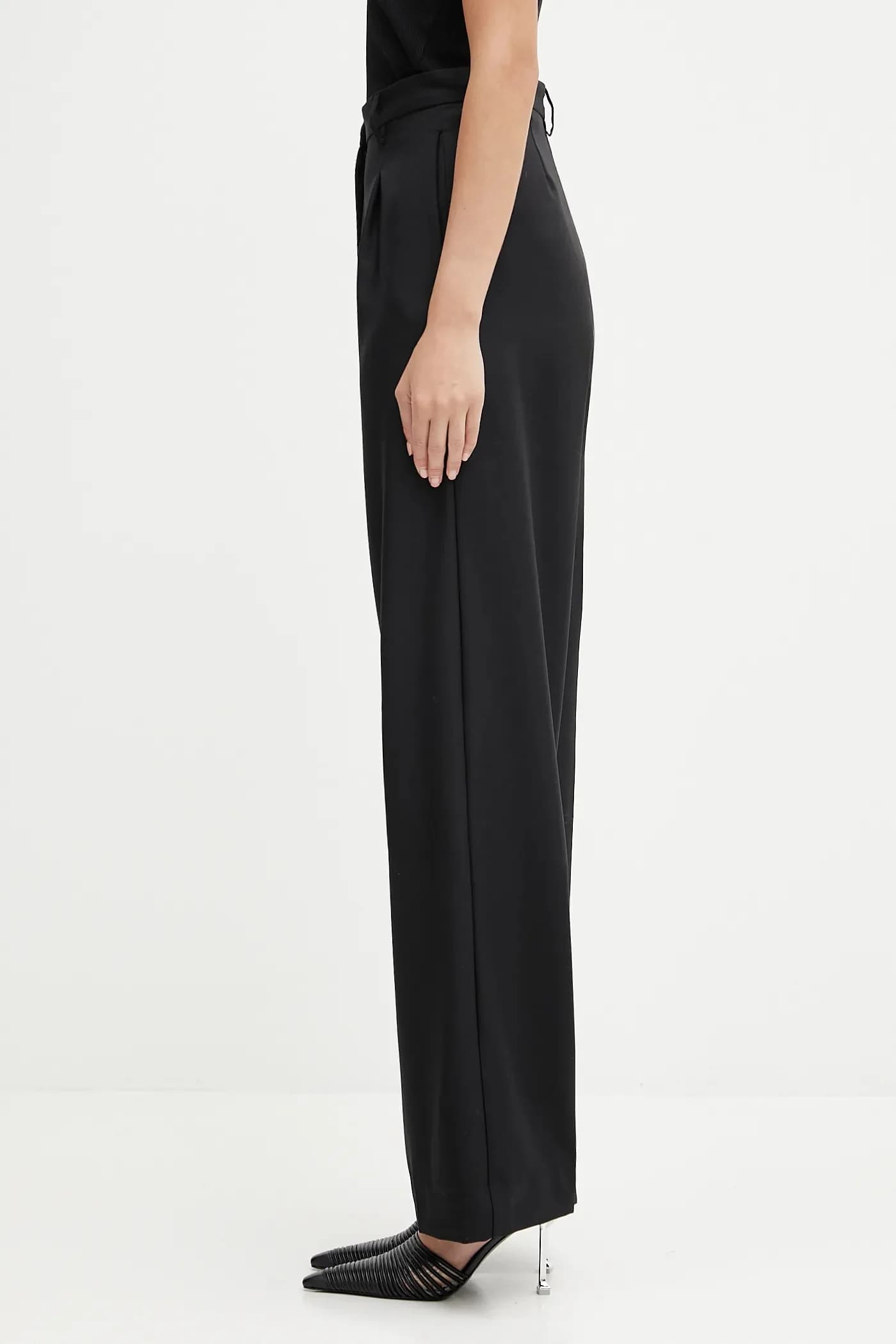 Широкие шерстяные брюки строгого кроя - фото 2