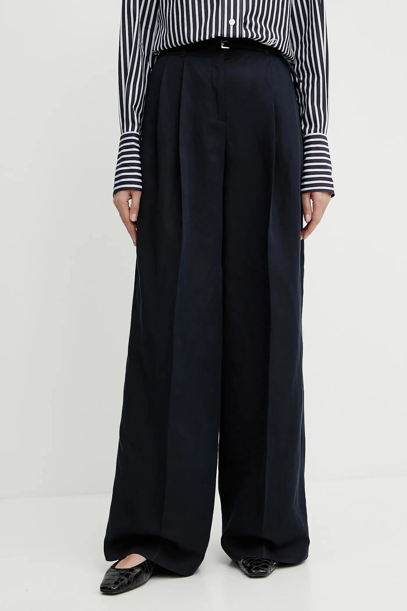 Брюки из смесового льна