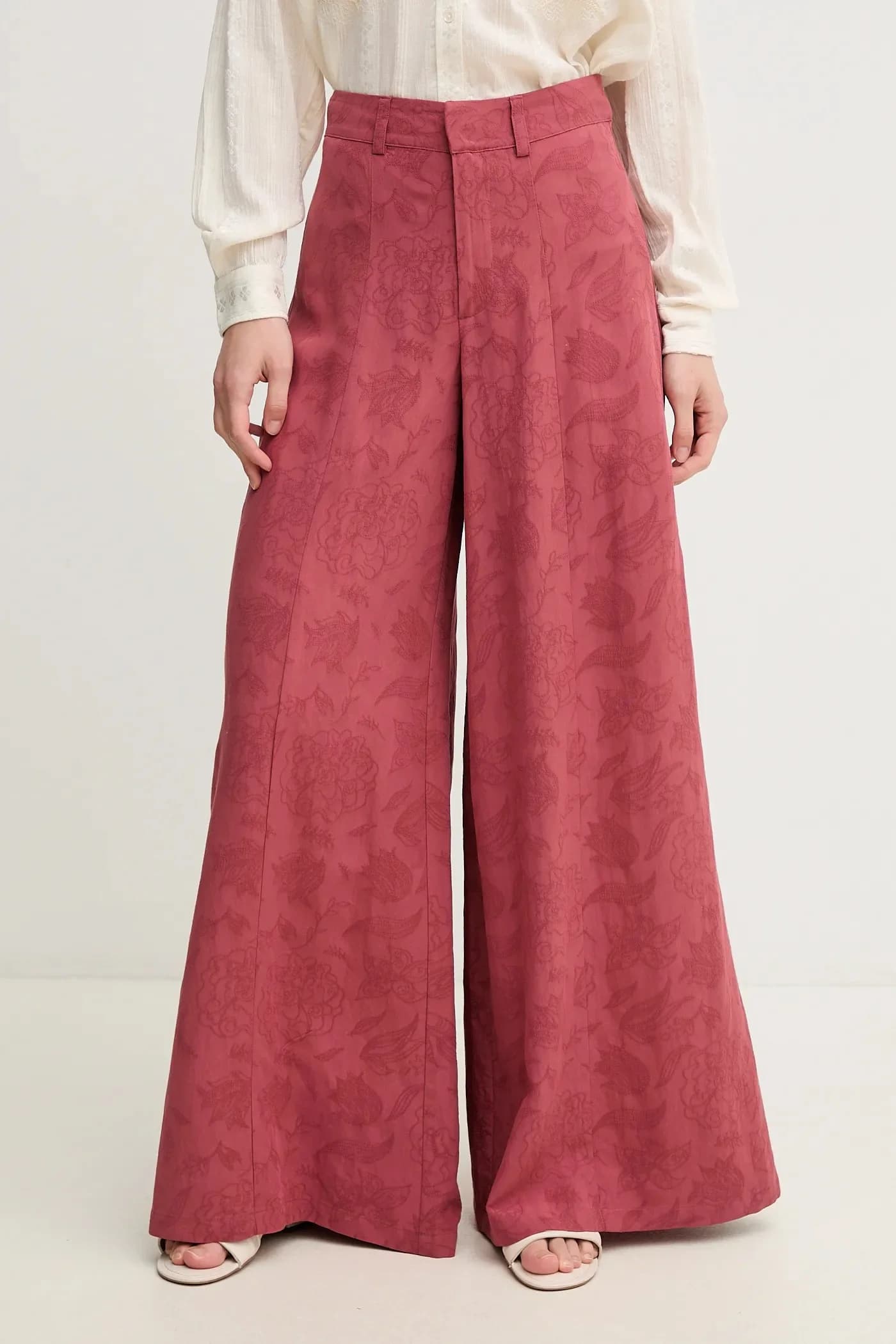 Брюки из смесового льна