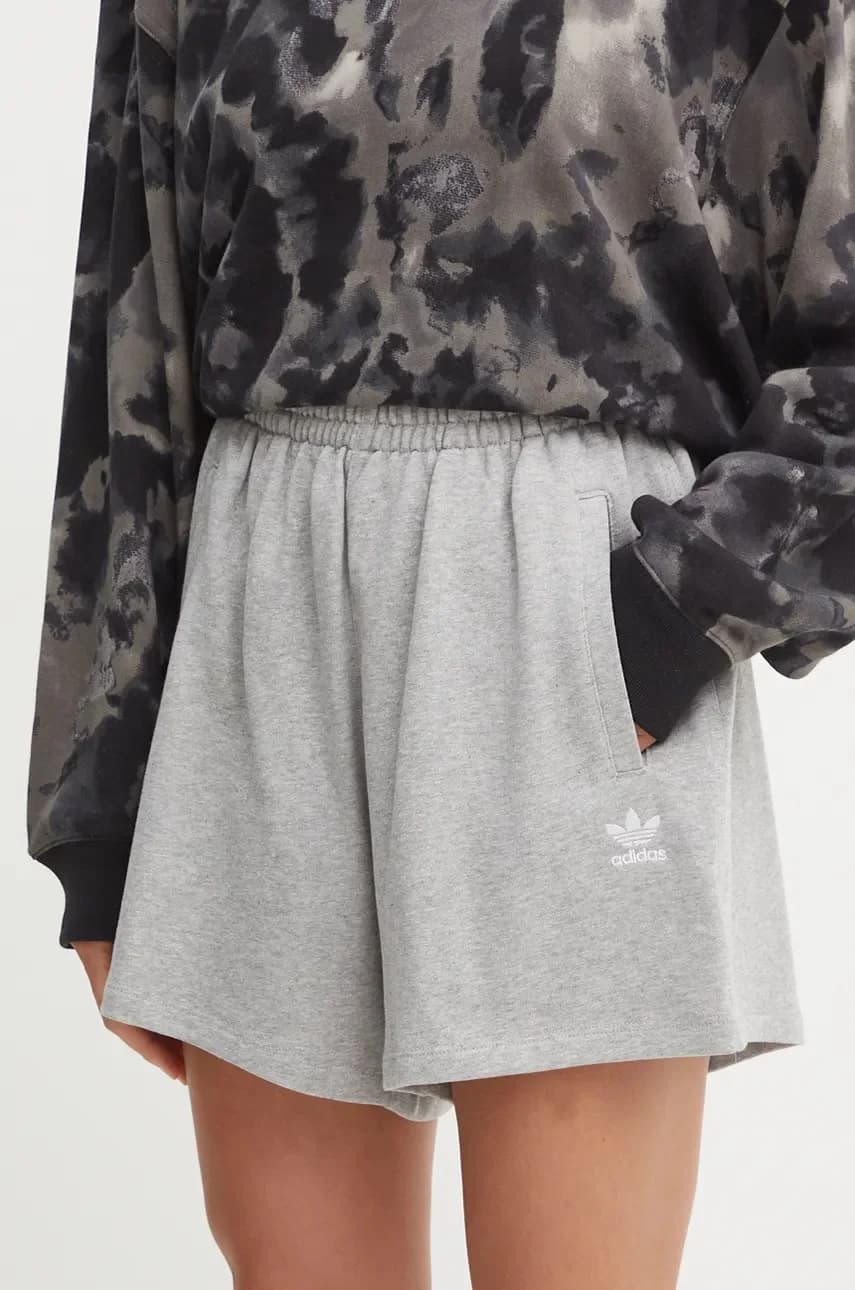 Незаменимые хлопковые шорты