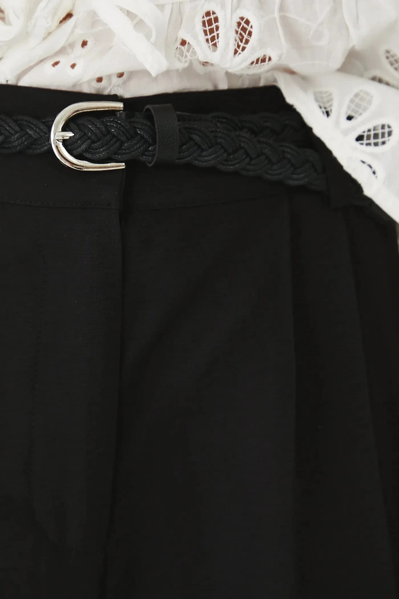 Шорты - фото 4