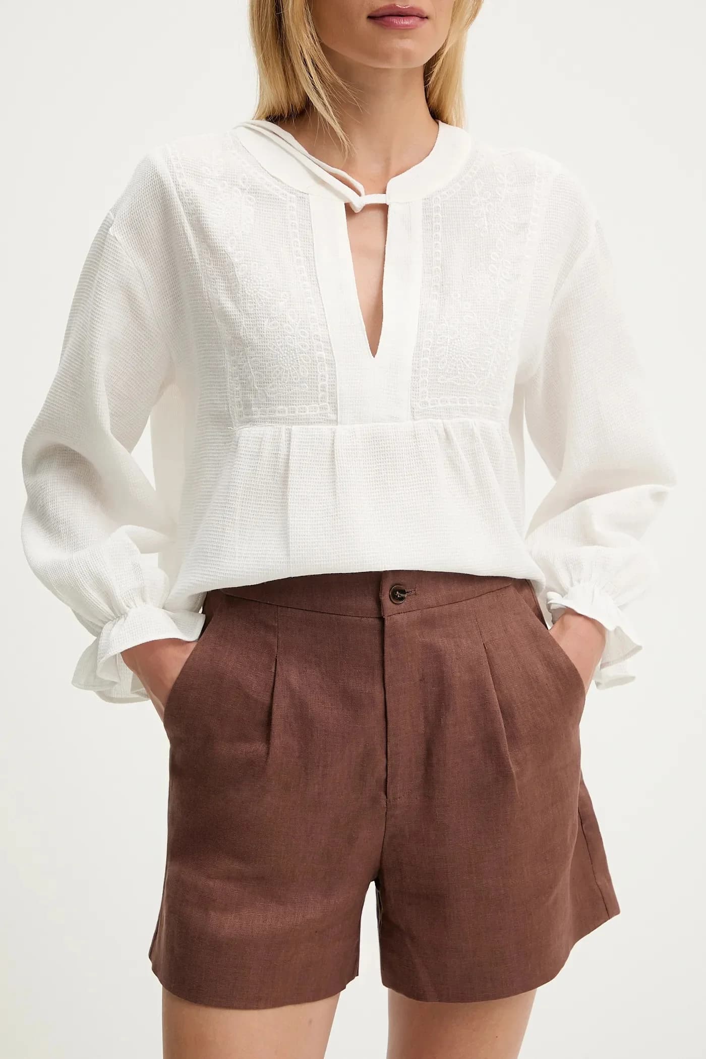 Льняные шорты