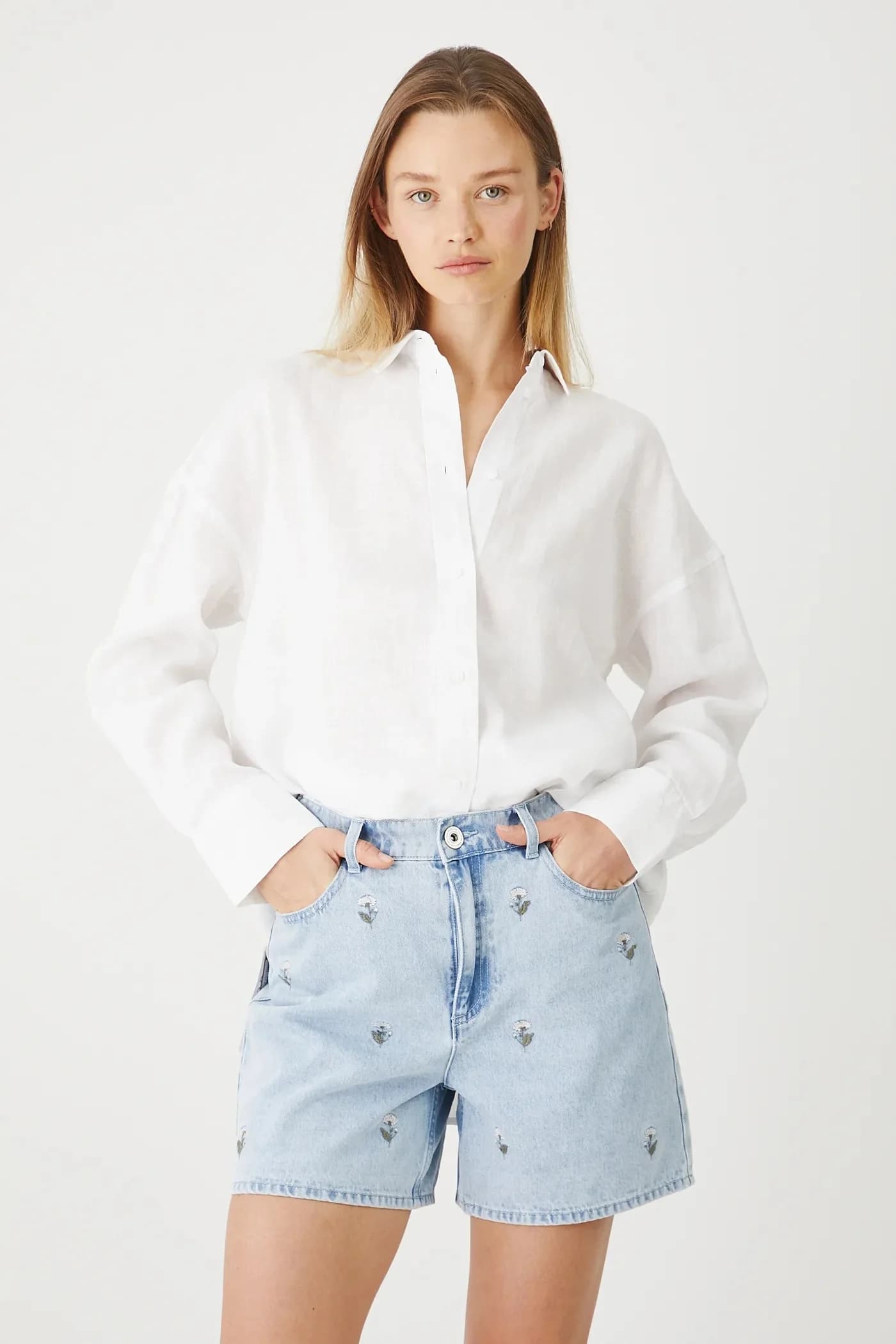 Джинсовые шорты