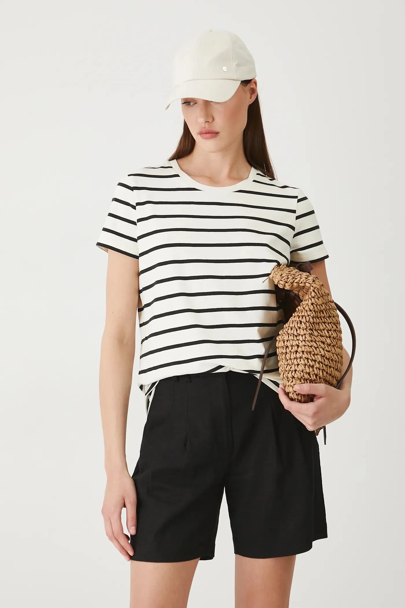 Льняные шорты