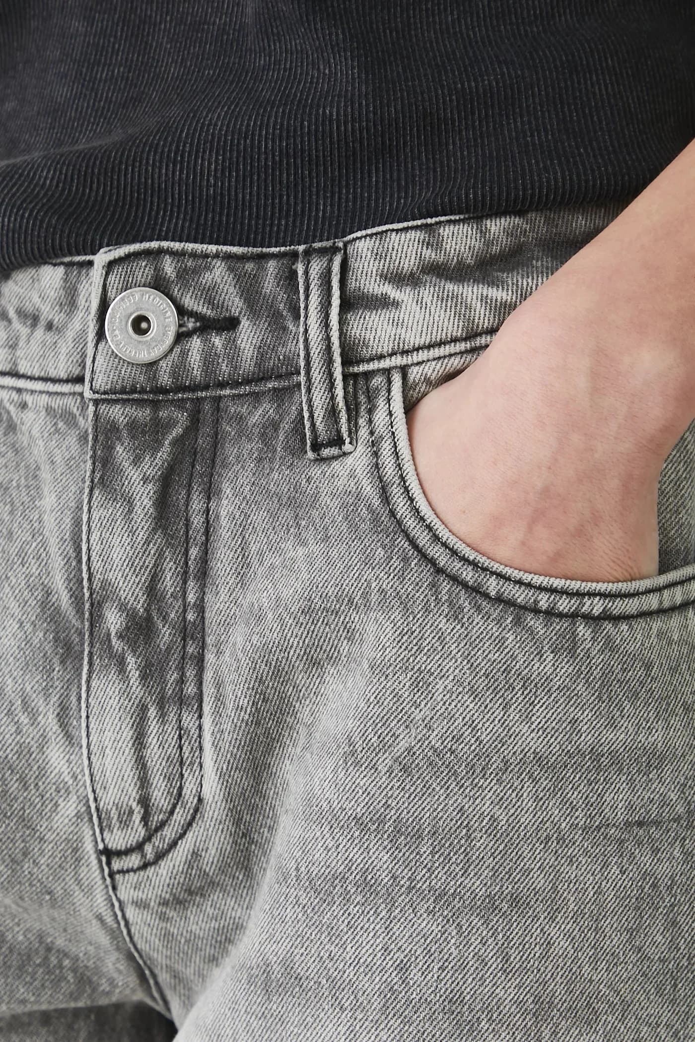 Хлопковые джинсовые шорты - фото 4