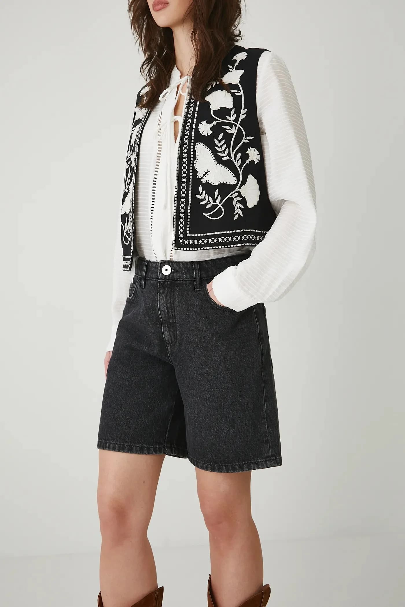 Хлопковые джинсовые шорты - фото 4