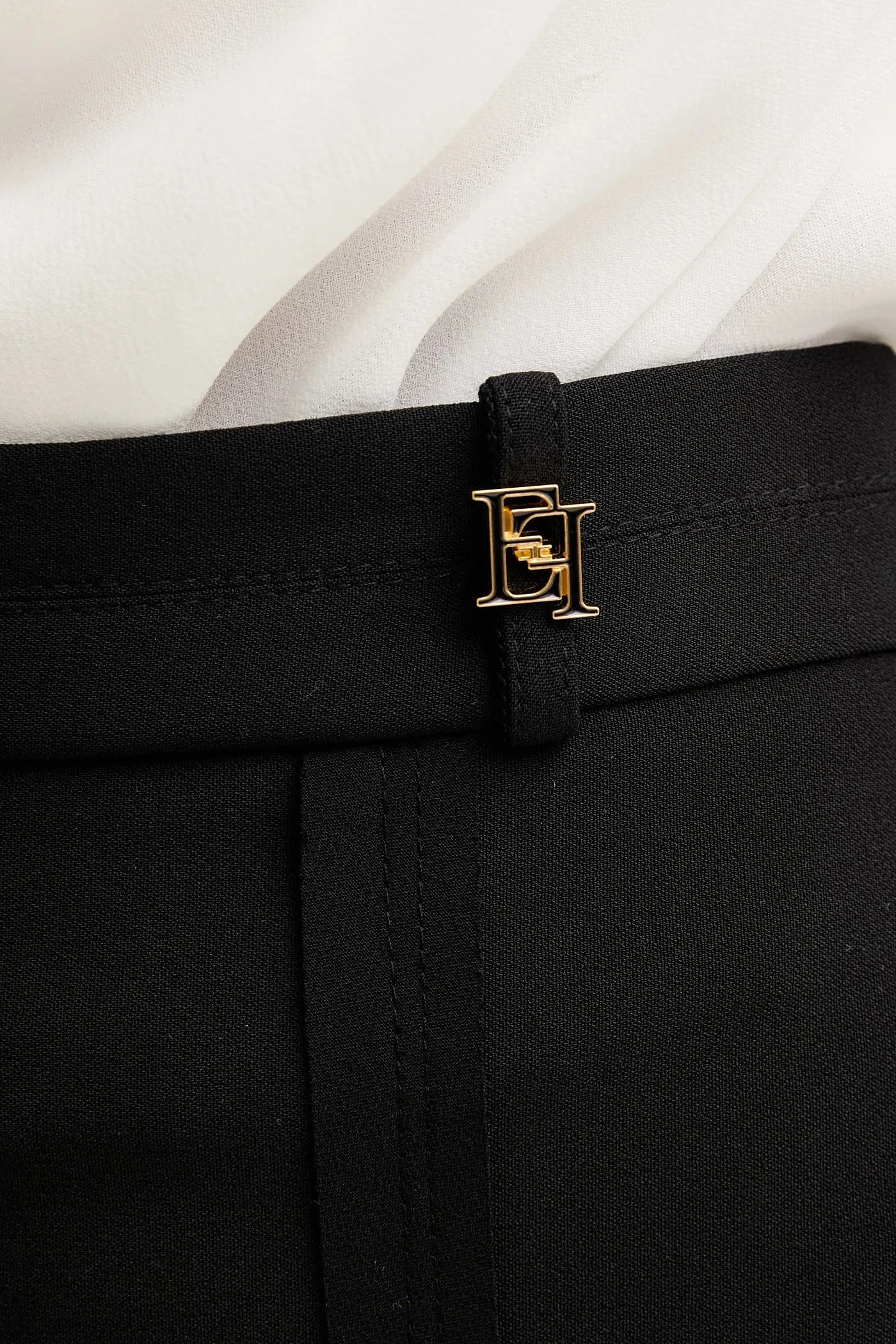 Шорты - фото 4