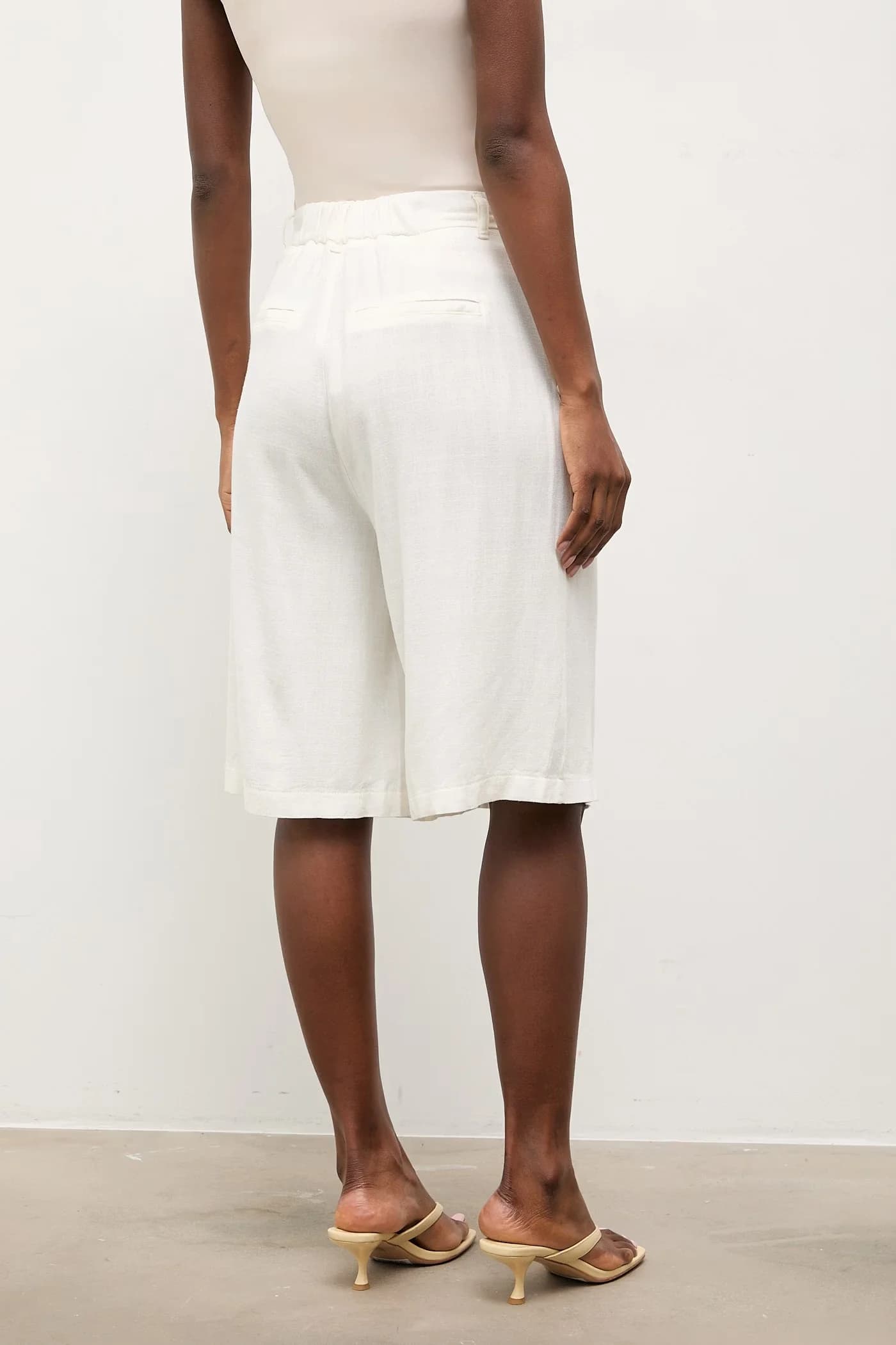 Льняные шорты - фото 3