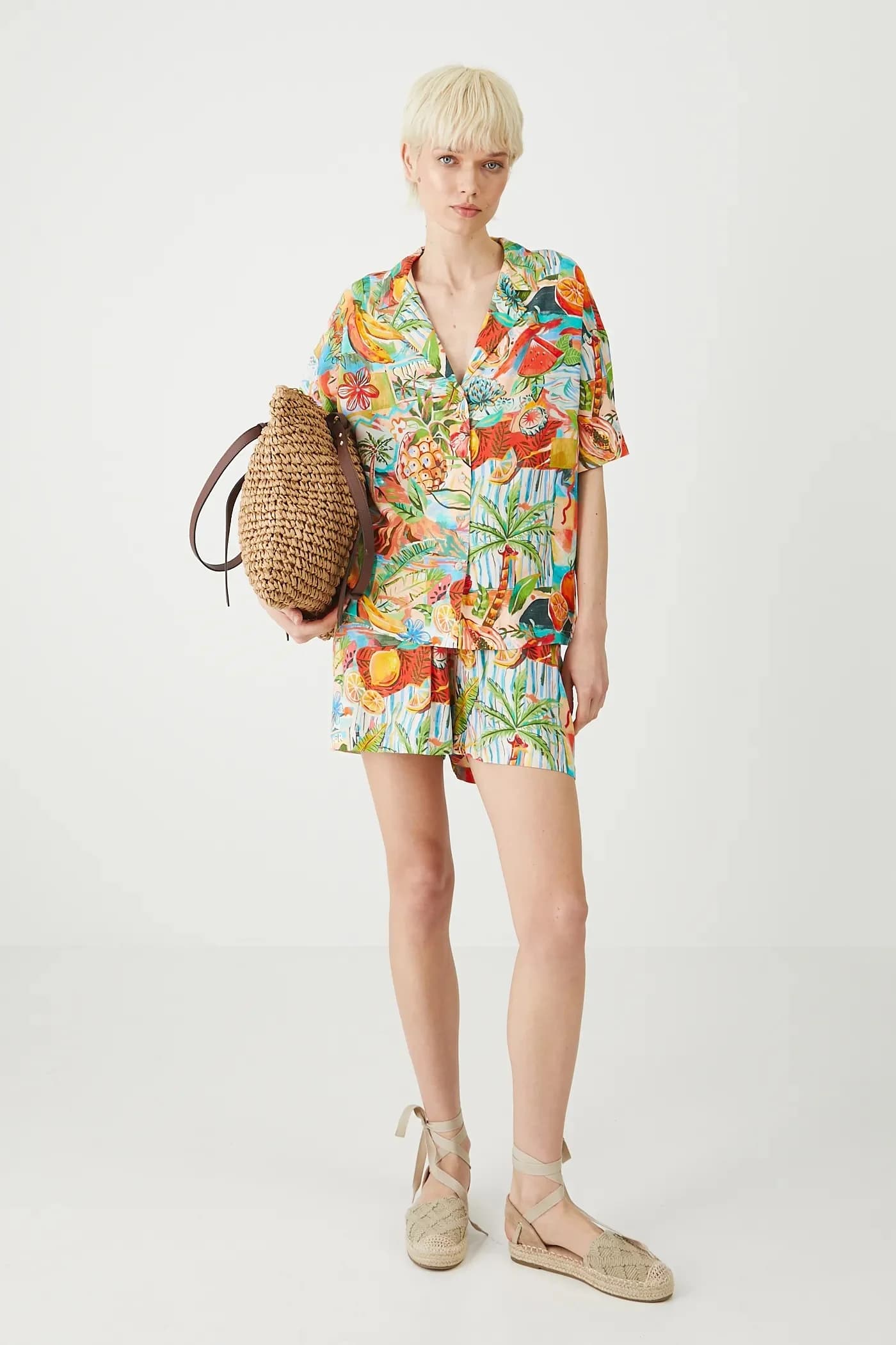 Шорты - фото 2