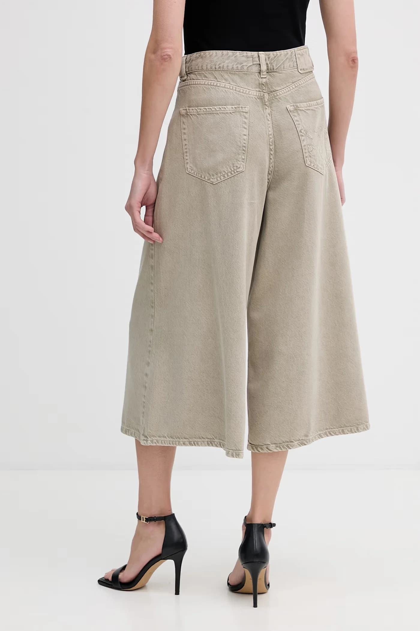 Женские джинсовые шорты - фото 3