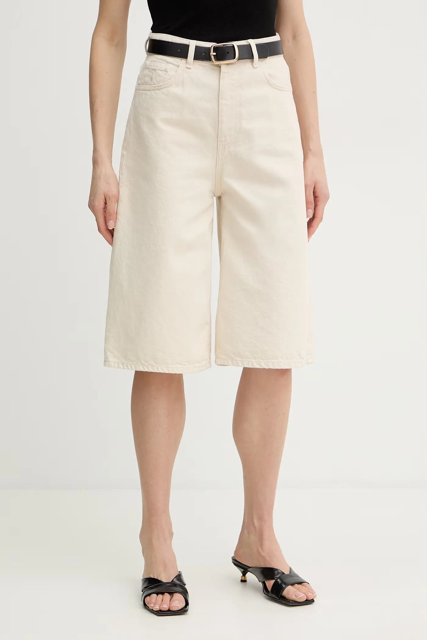 Женские джинсовые шорты