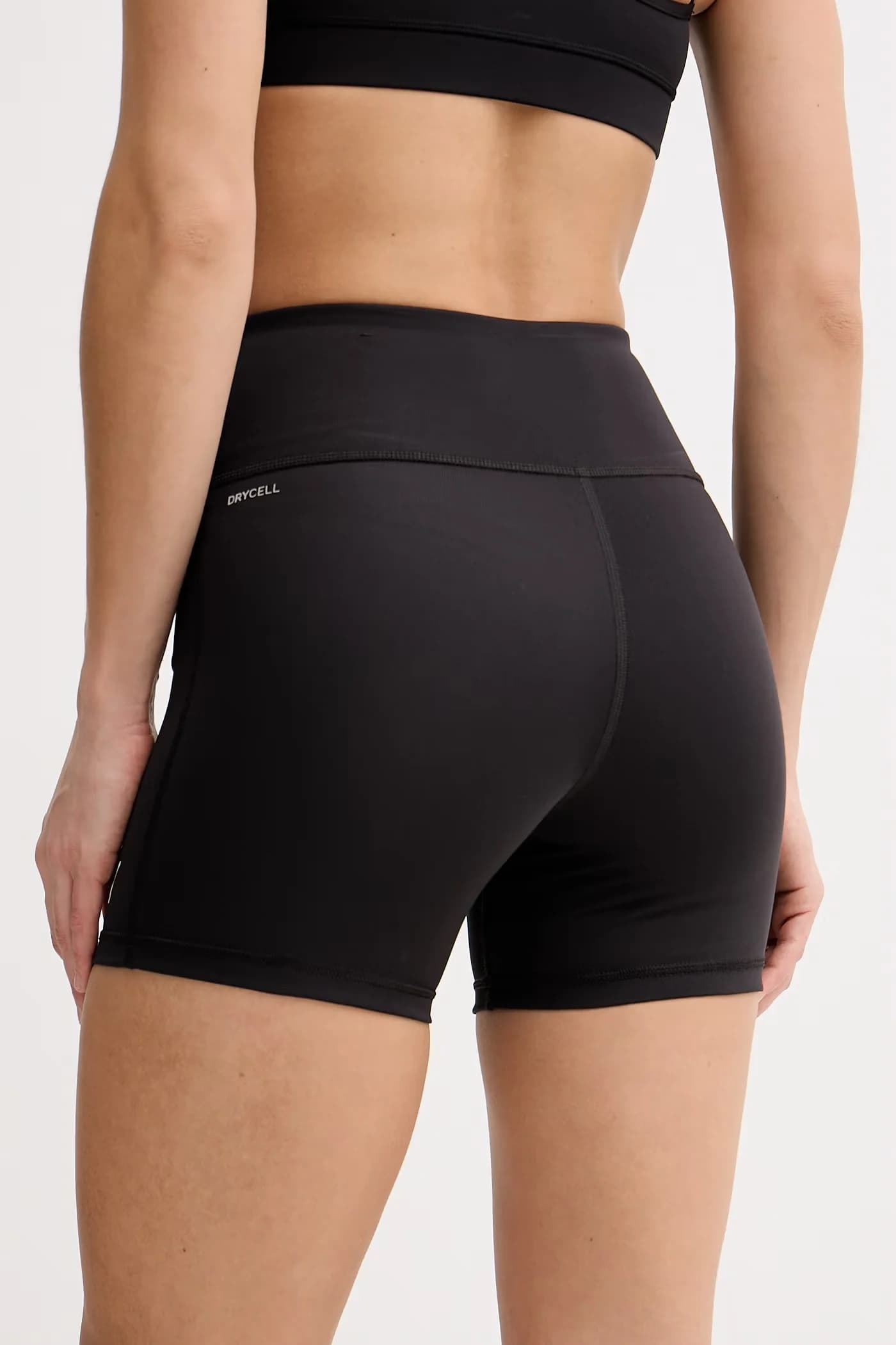 Женские спортивные шорты Puma Strong Cross - фото 3