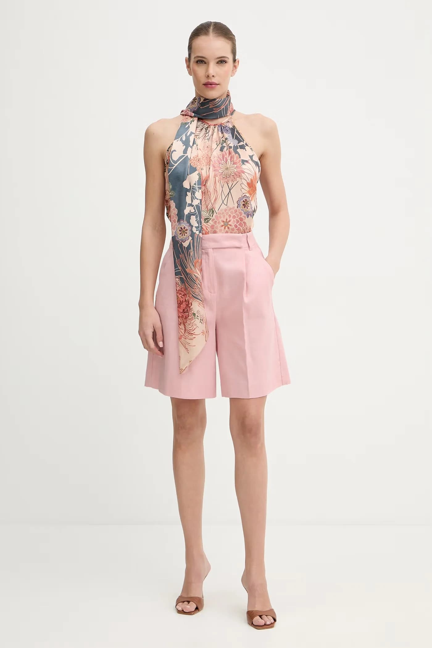 Женские шорты из льна COCCOLE - фото 2