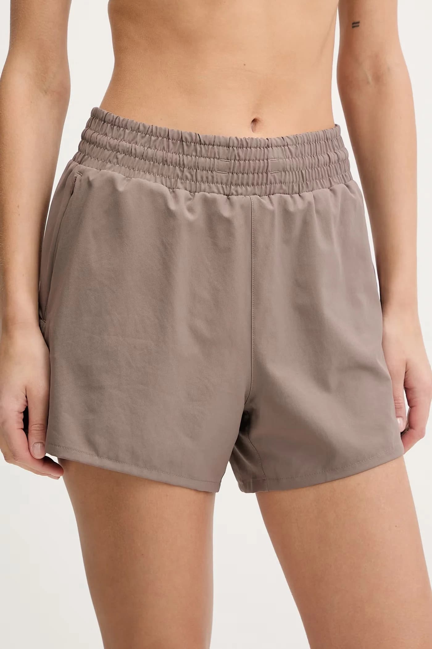 тренировочные шорты SHKout