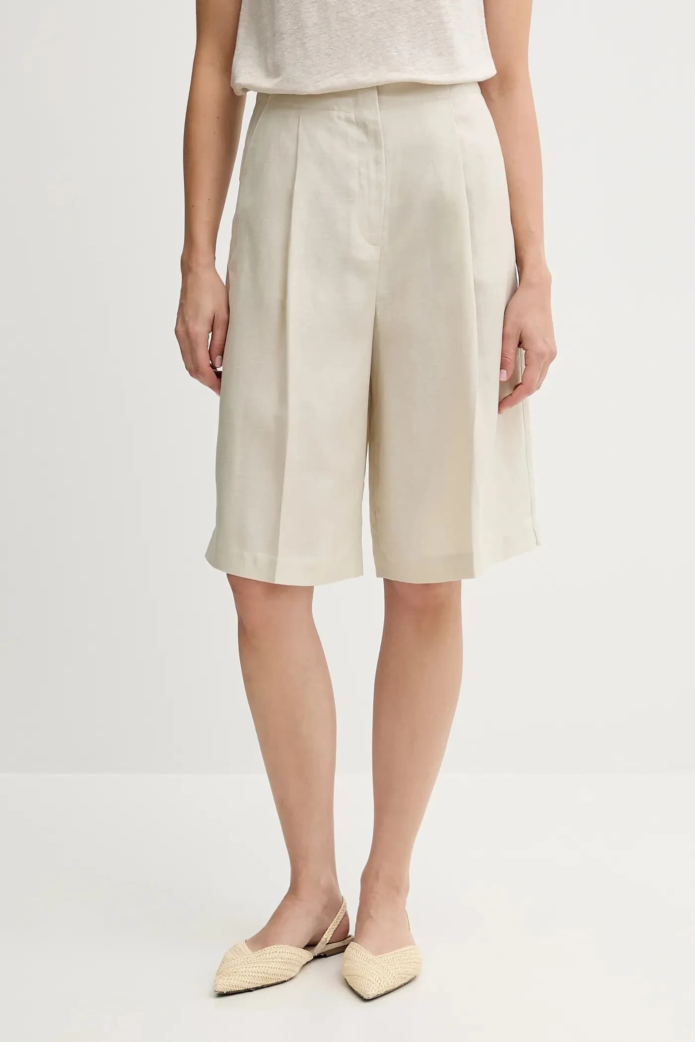 Шорты из смесового льна