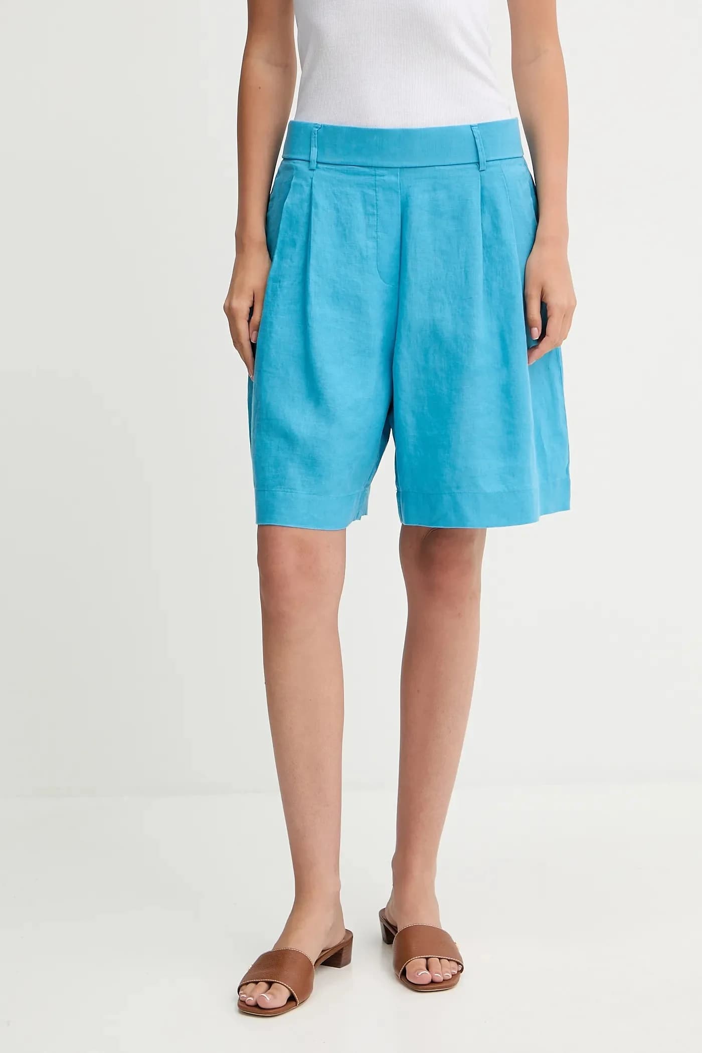 Льняные шорты