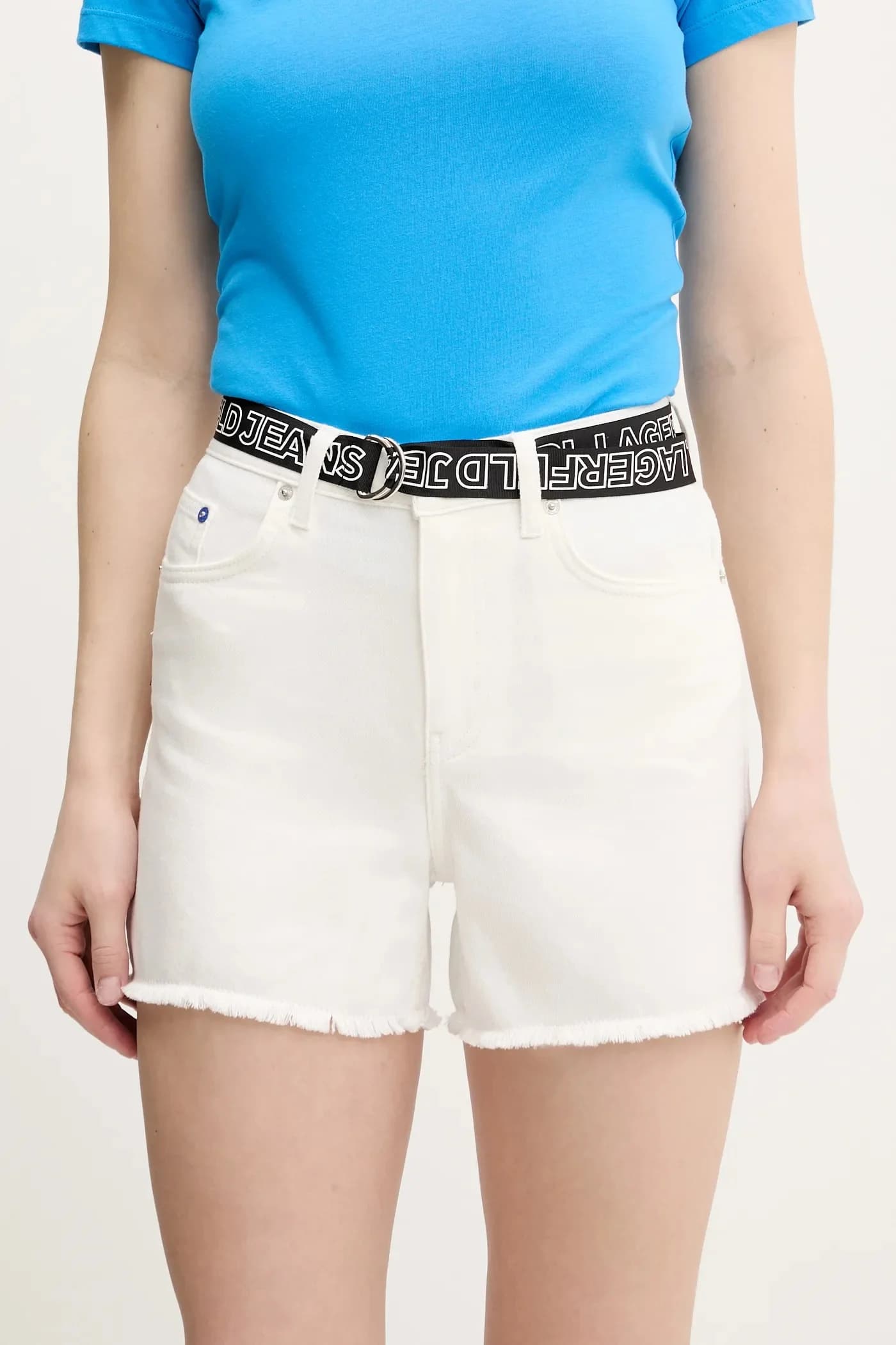 Джинсовые шорты