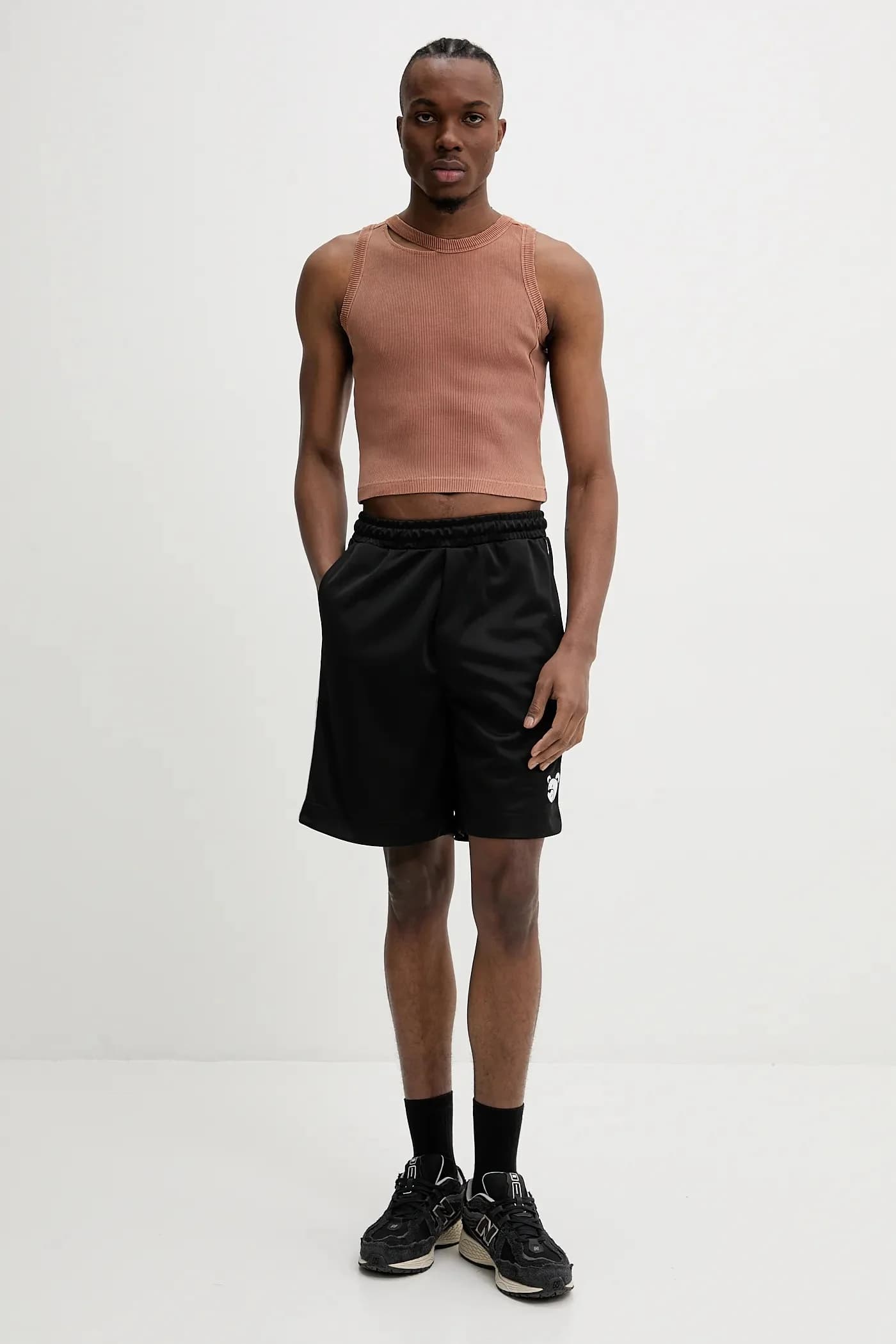 Шорты - фото 4