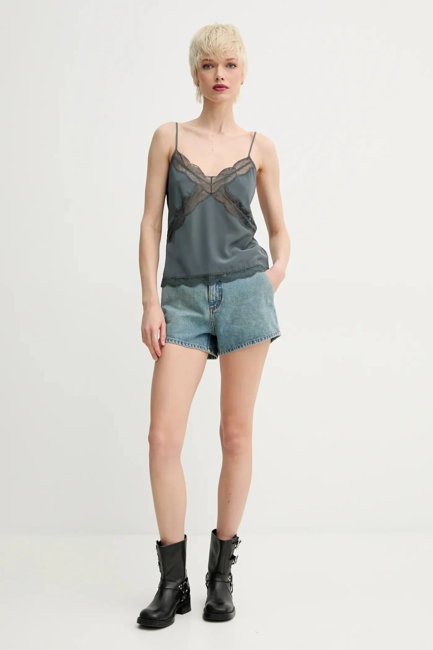 Джинсовые шорты - фото 2