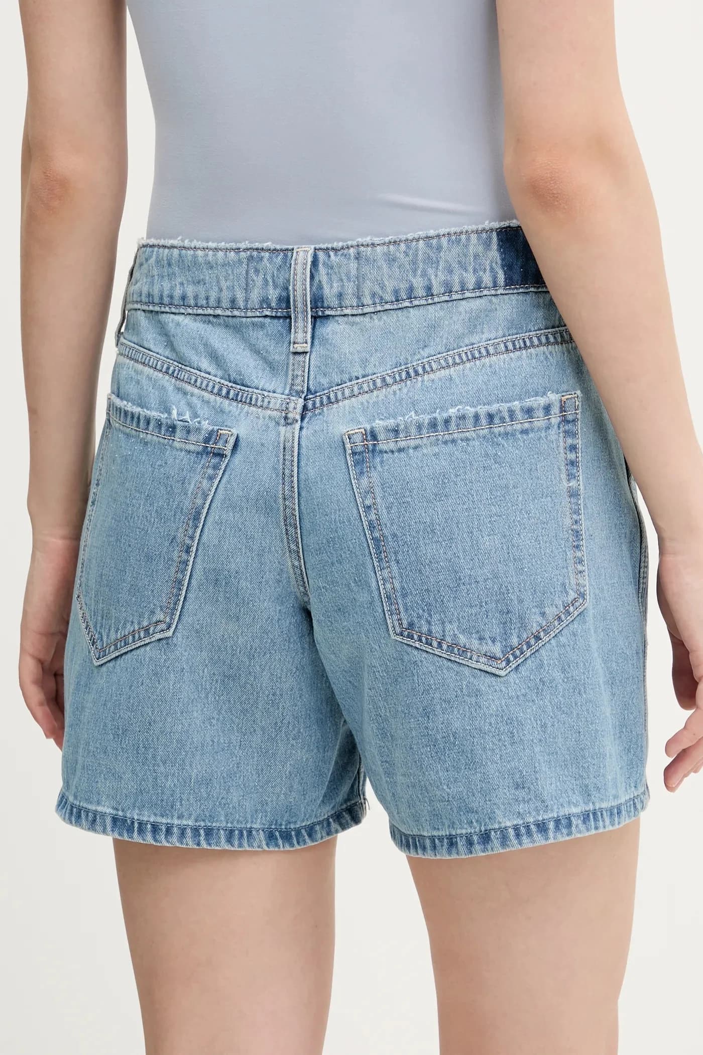 Хлопковые джинсовые шорты - фото 3