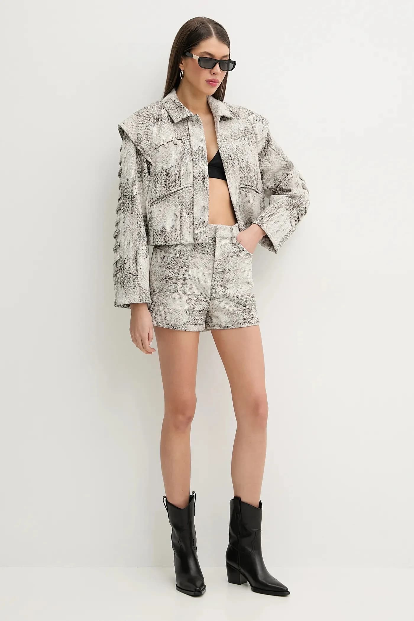 Шорты - фото 2