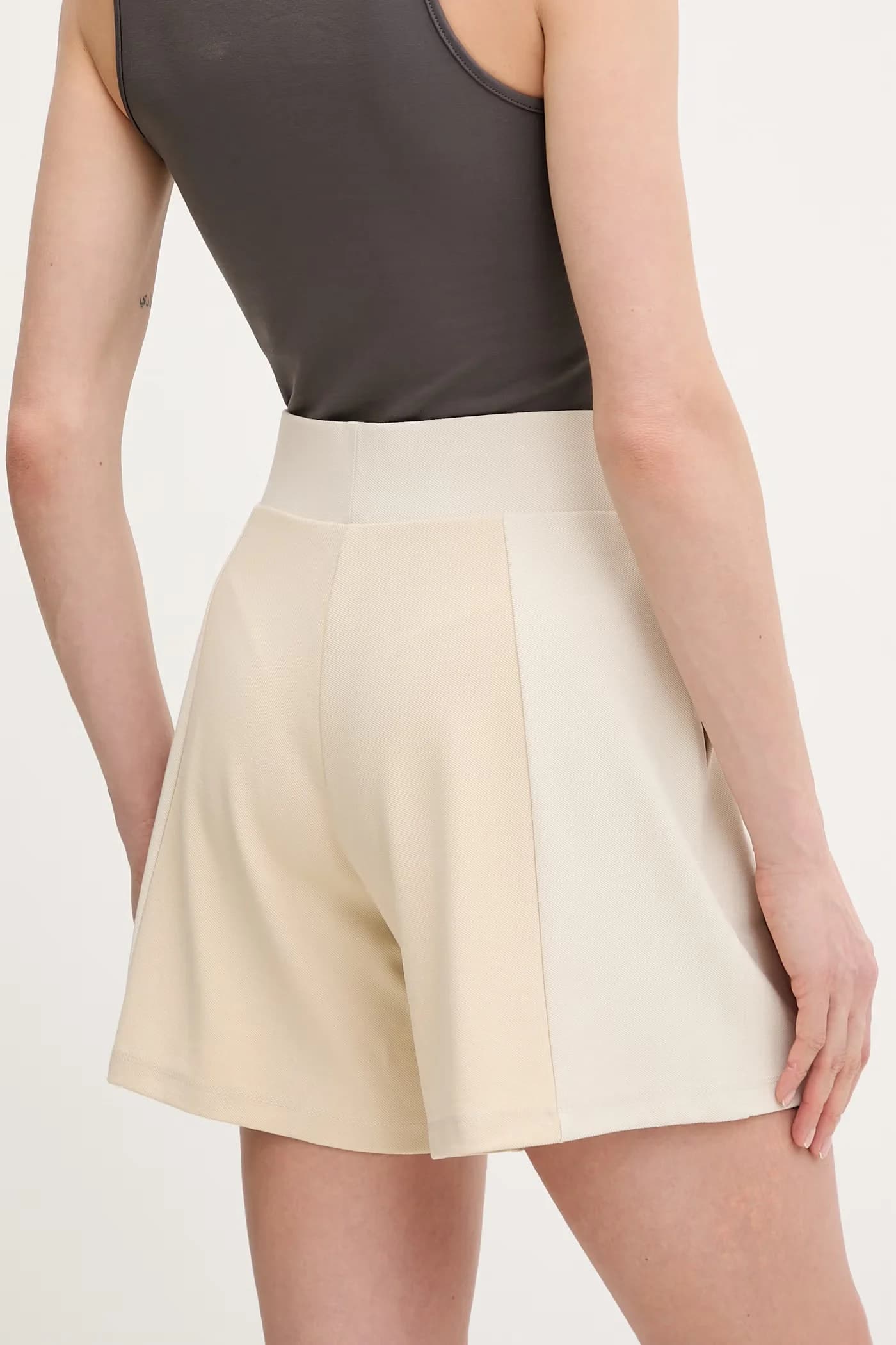 Шорты - фото 3