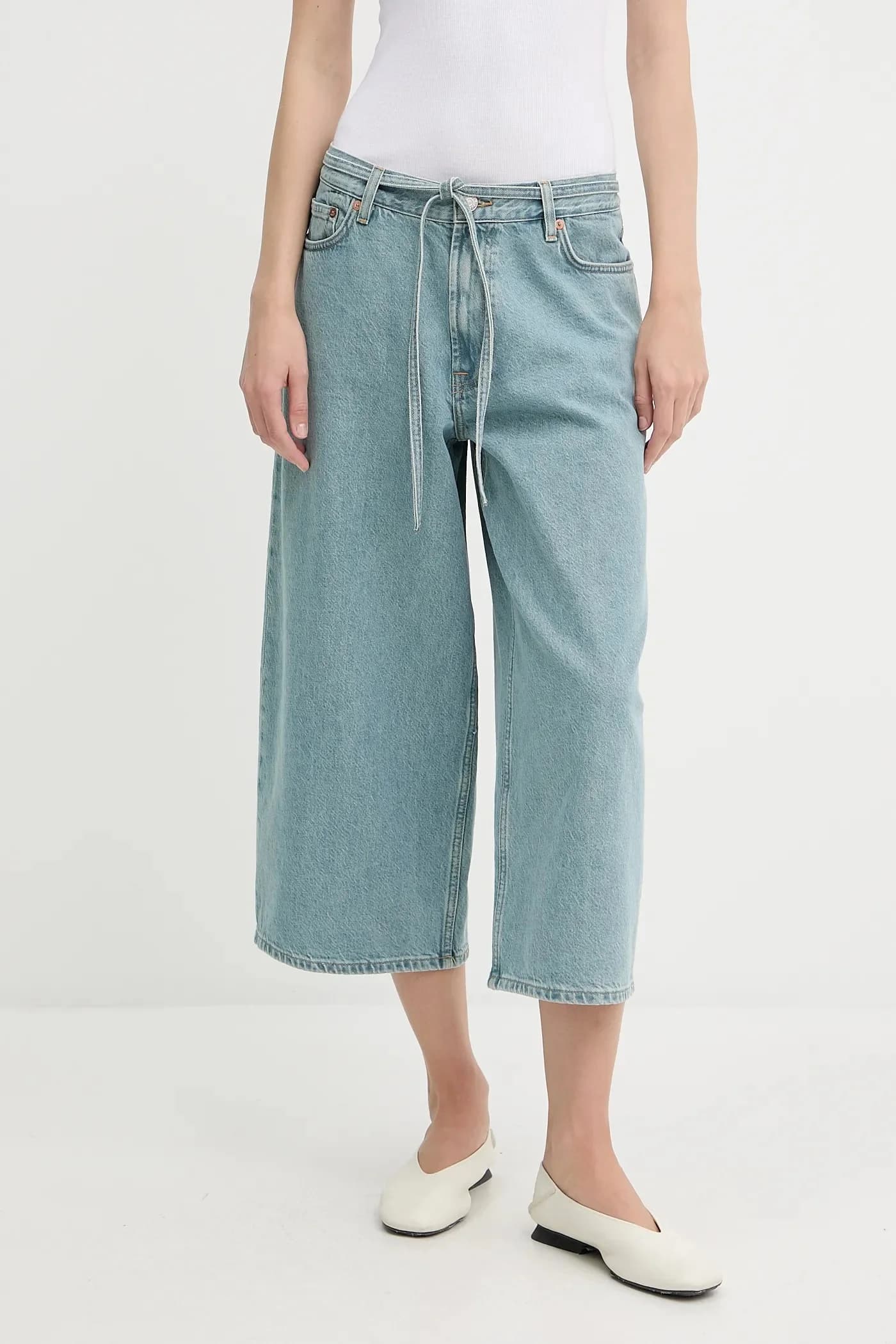 джинсовые шорты SAHARPER