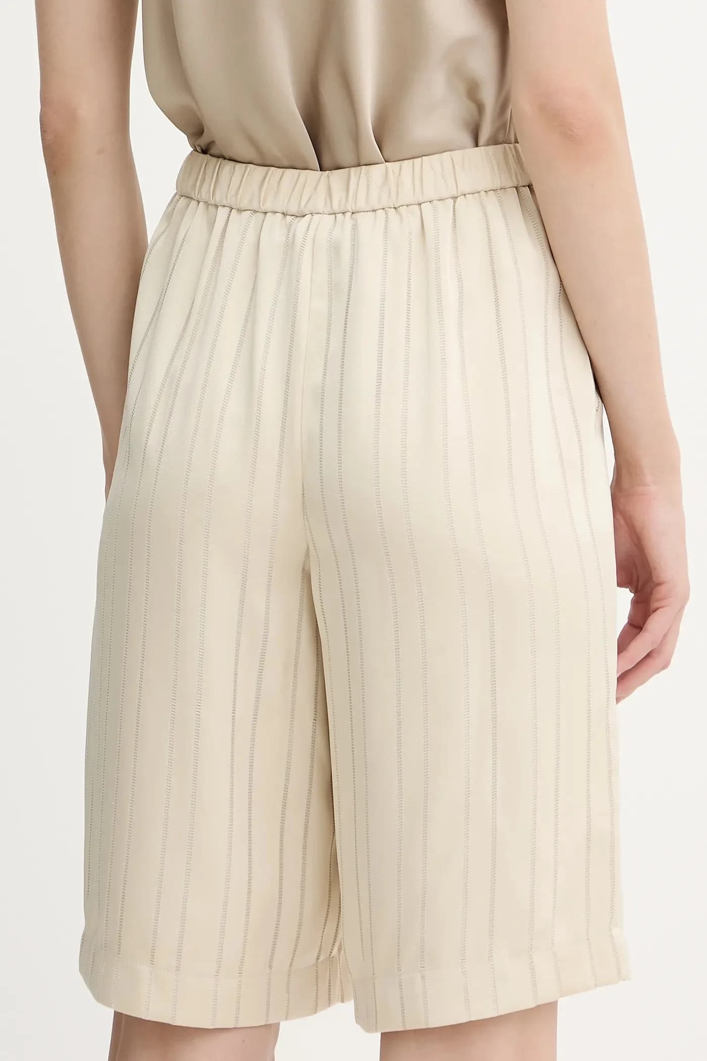 Шорты - фото 3