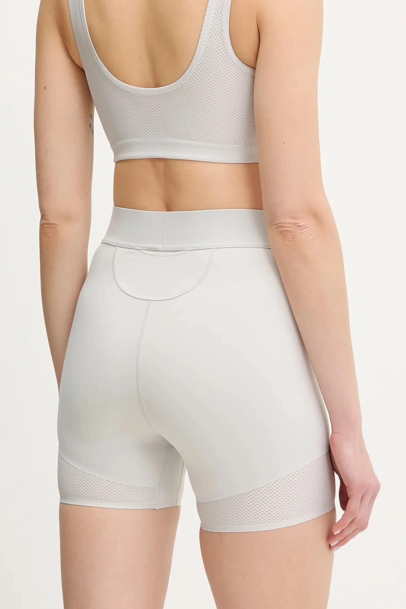 Тренировочные шорты - фото 3