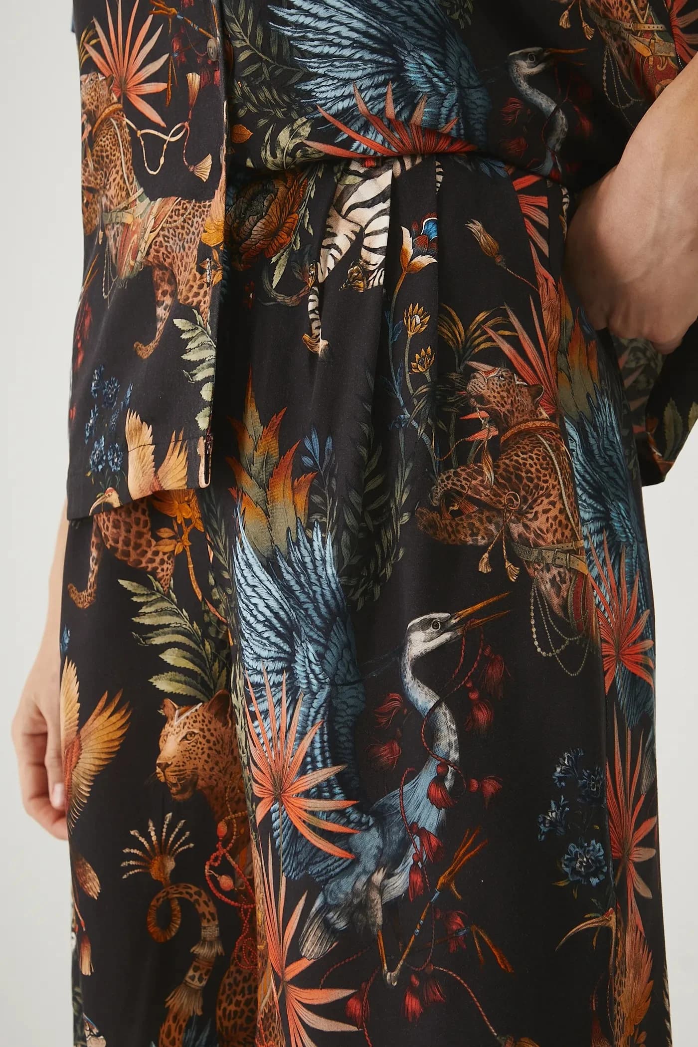 Шорты - фото 4