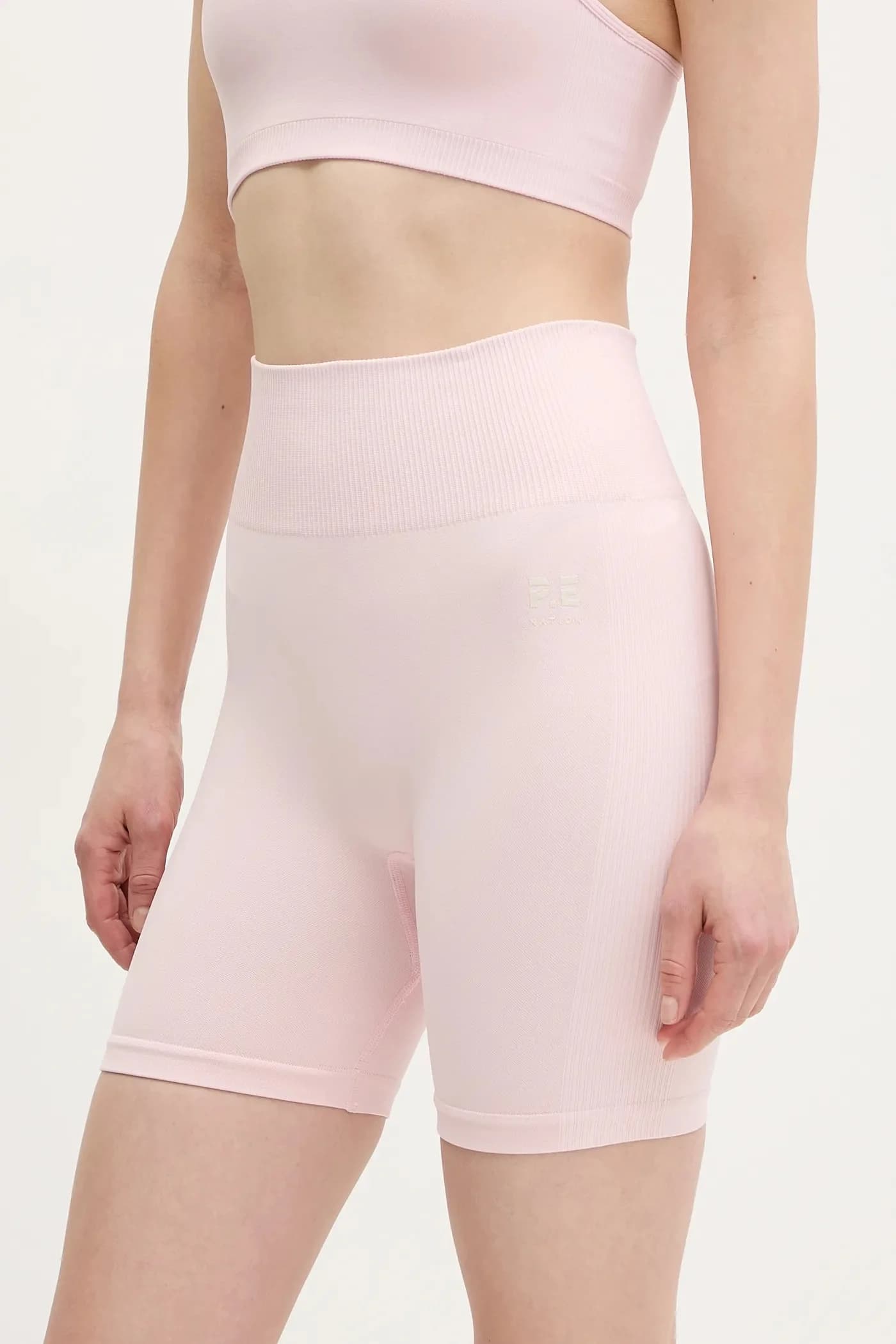 Восстановить бесшовные тренировочные шорты